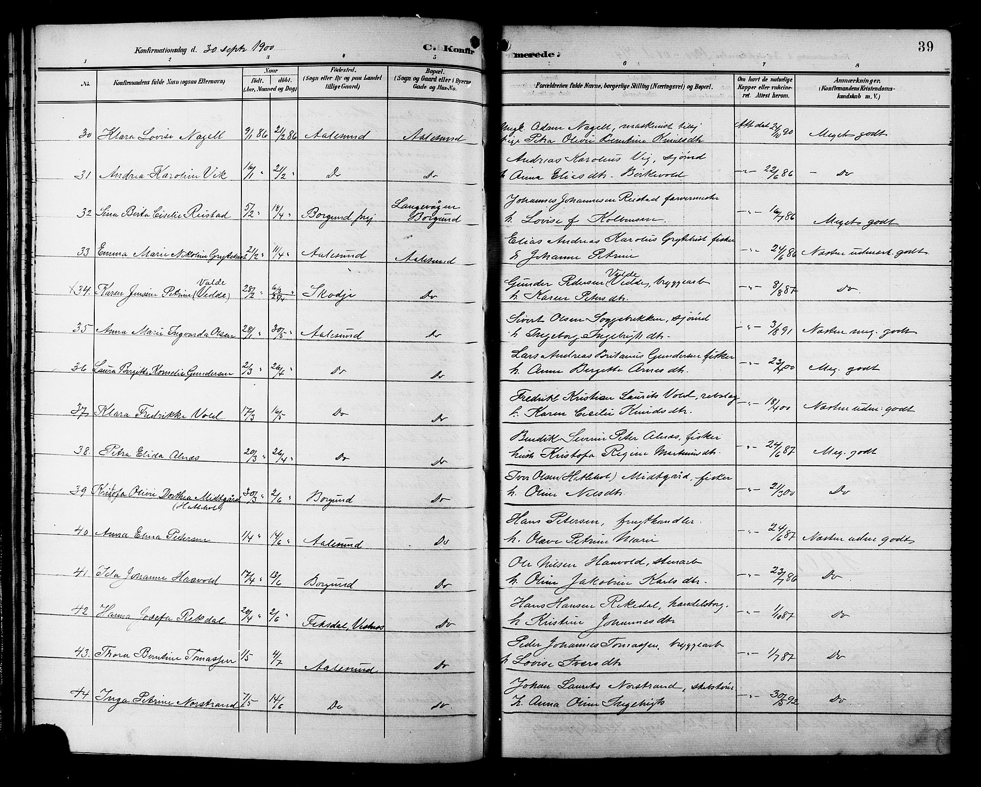 Ministerialprotokoller, klokkerbøker og fødselsregistre - Møre og Romsdal, AV/SAT-A-1454/529/L0469: Parish register (copy) no. 529C06, 1898-1906, p. 39