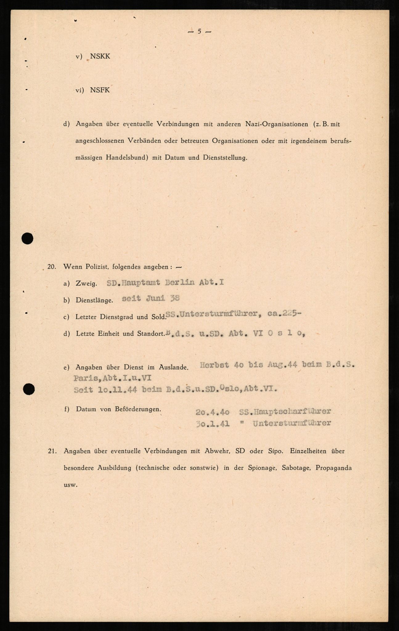 Forsvaret, Forsvarets overkommando II, RA/RAFA-3915/D/Db/L0003: CI Questionaires. Tyske okkupasjonsstyrker i Norge. Tyskere., 1945-1946, p. 139