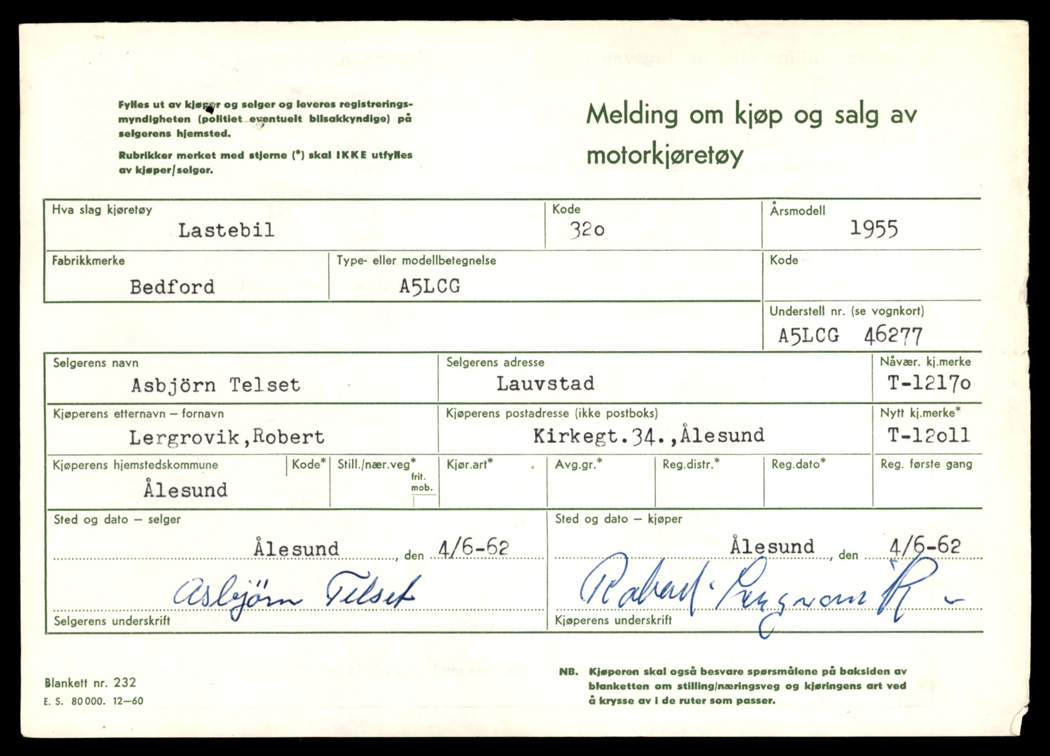 Møre og Romsdal vegkontor - Ålesund trafikkstasjon, AV/SAT-A-4099/F/Fe/L0032: Registreringskort for kjøretøy T 11997 - T 12149, 1927-1998, p. 315