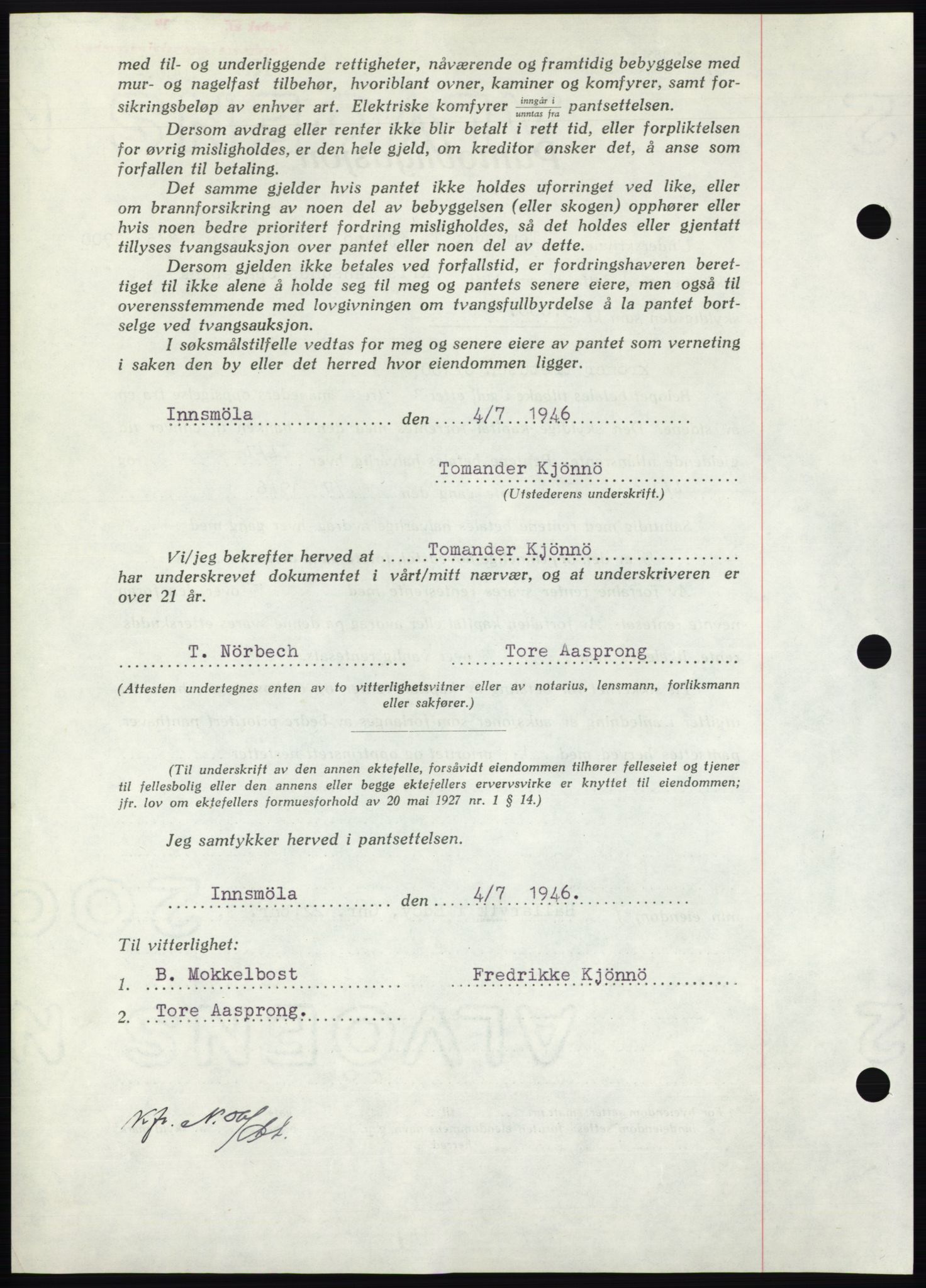 Nordmøre sorenskriveri, AV/SAT-A-4132/1/2/2Ca: Mortgage book no. B94, 1946-1946, Diary no: : 1700/1946