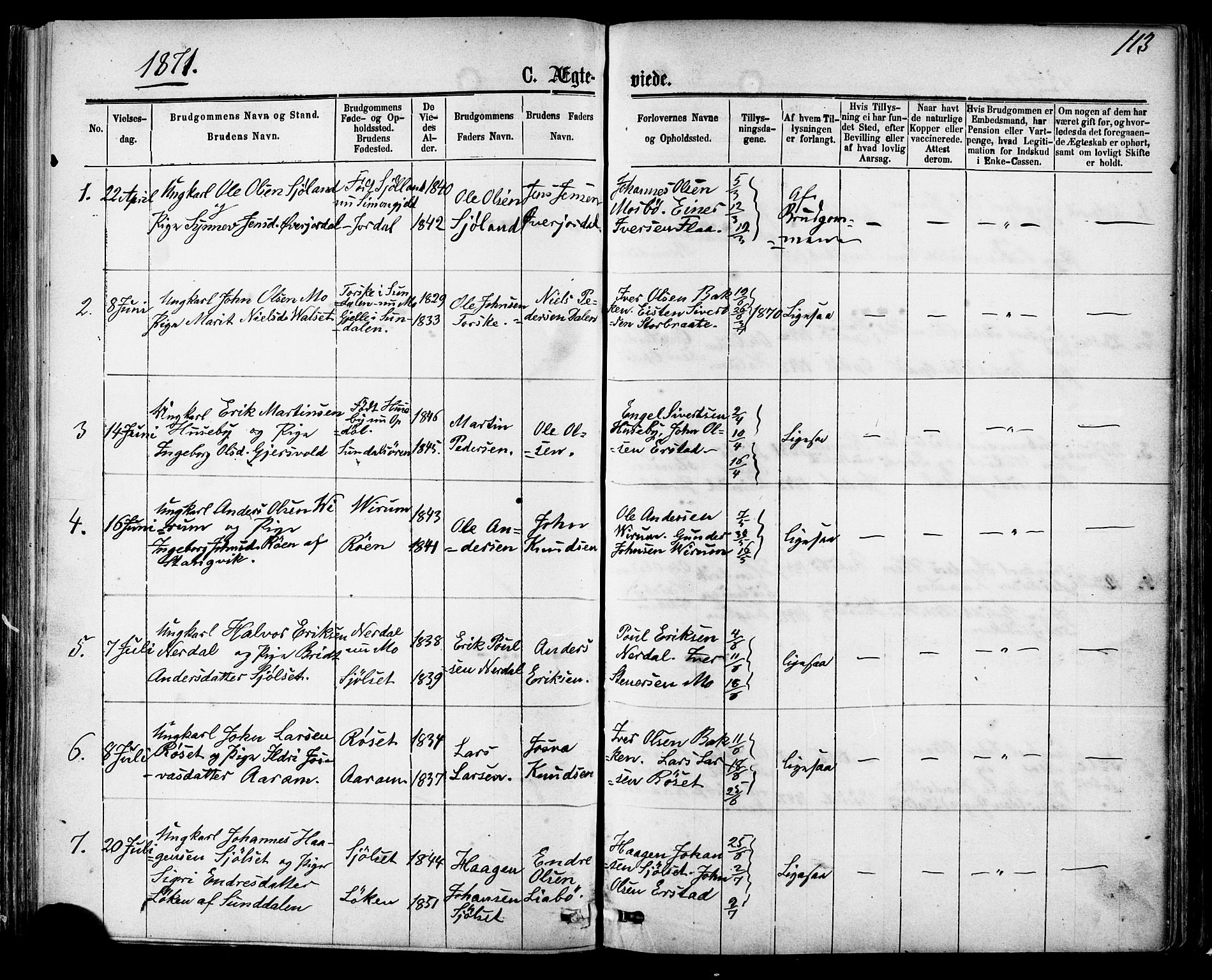 Ministerialprotokoller, klokkerbøker og fødselsregistre - Møre og Romsdal, SAT/A-1454/588/L1005: Parish register (official) no. 588A02, 1871-1885, p. 113