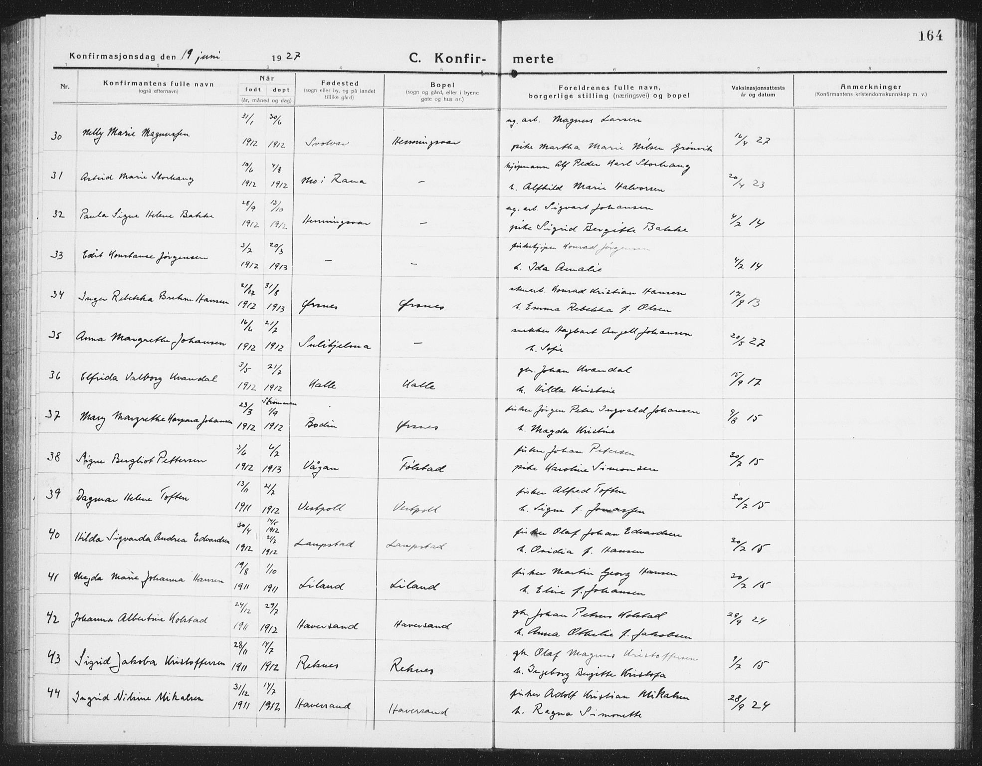 Ministerialprotokoller, klokkerbøker og fødselsregistre - Nordland, AV/SAT-A-1459/874/L1081: Parish register (copy) no. 874C10, 1925-1941, p. 164