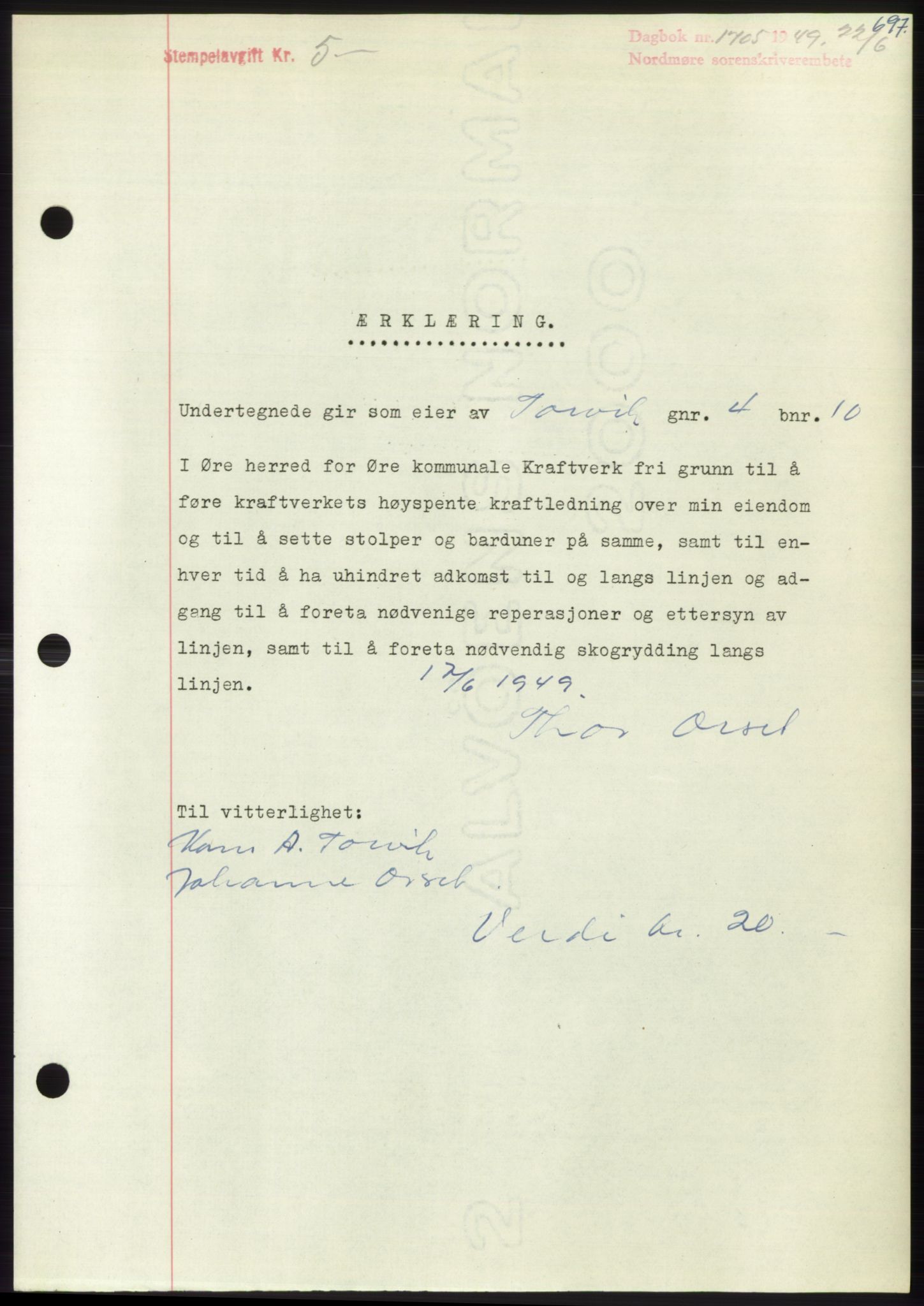 Nordmøre sorenskriveri, AV/SAT-A-4132/1/2/2Ca: Mortgage book no. B101, 1949-1949, Diary no: : 1705/1949