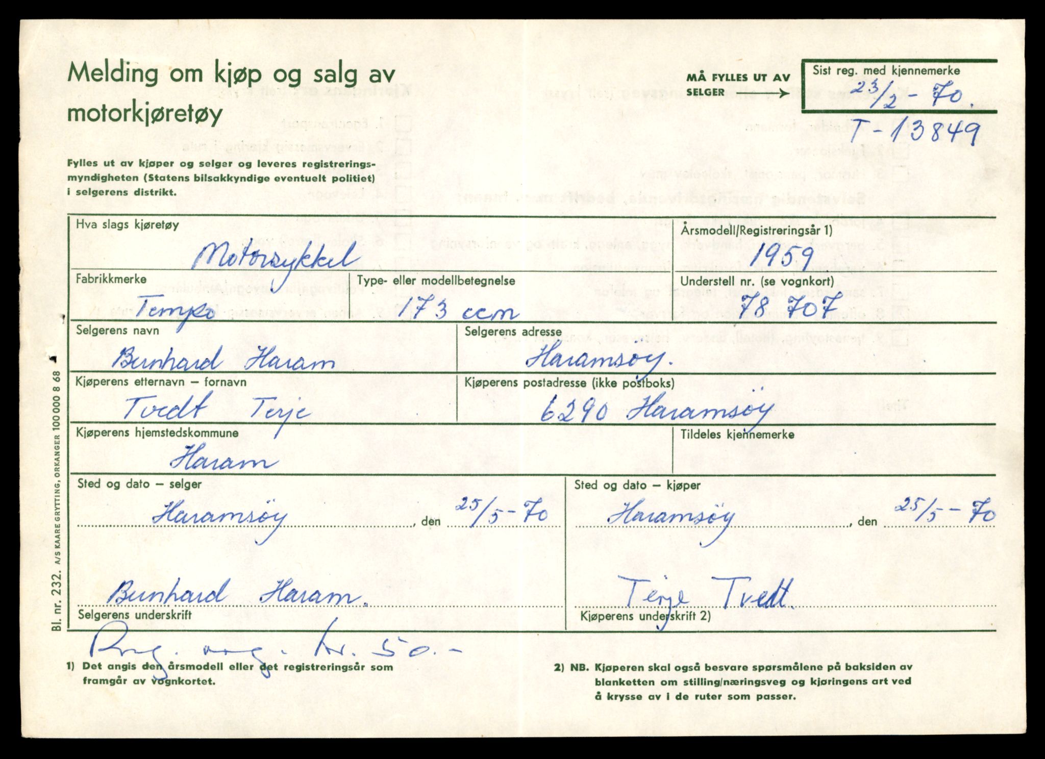 Møre og Romsdal vegkontor - Ålesund trafikkstasjon, AV/SAT-A-4099/F/Fe/L0041: Registreringskort for kjøretøy T 13710 - T 13905, 1927-1998, p. 2519