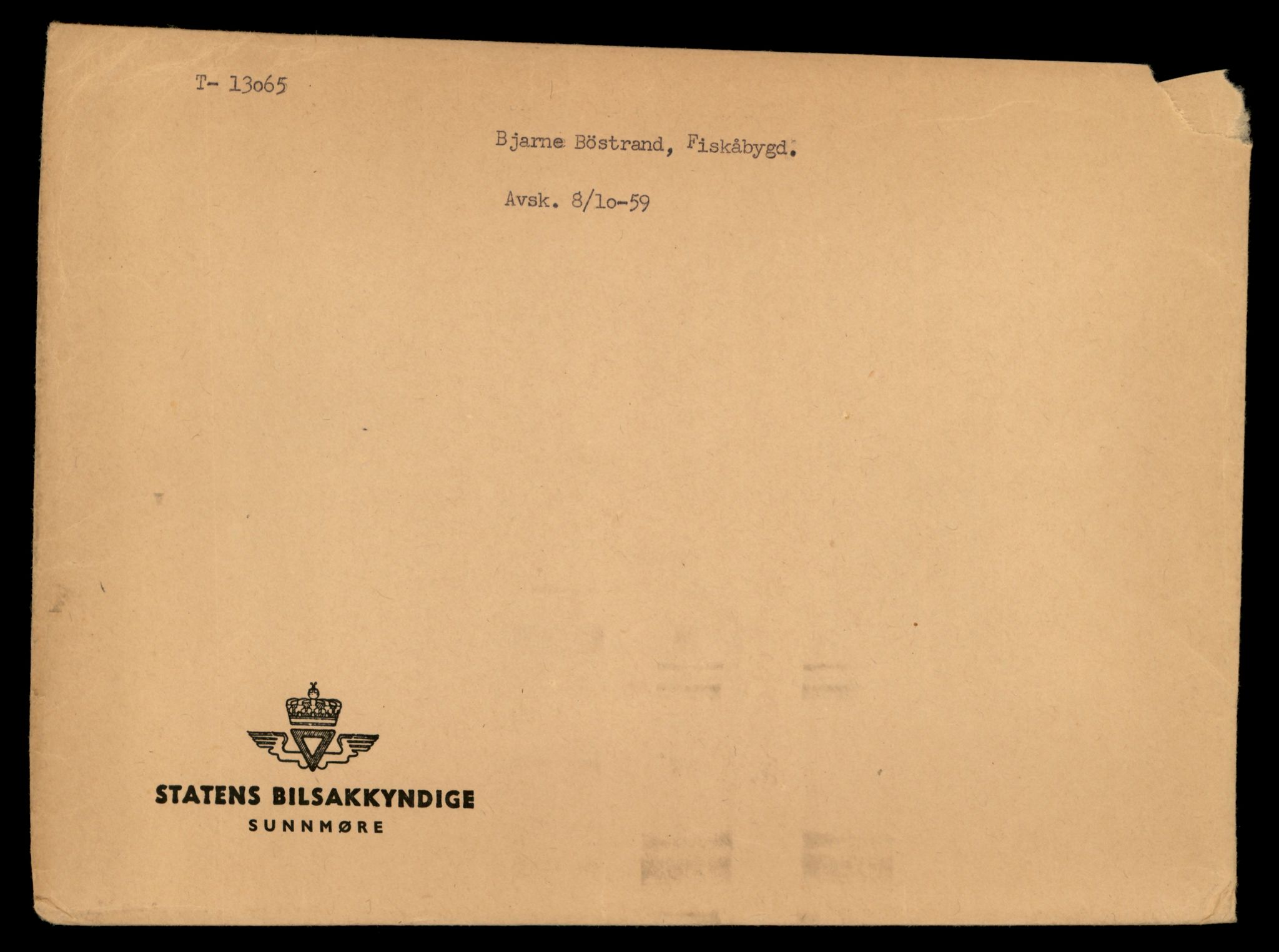 Møre og Romsdal vegkontor - Ålesund trafikkstasjon, AV/SAT-A-4099/F/Fe/L0037: Registreringskort for kjøretøy T 13031 - T 13179, 1927-1998, p. 663