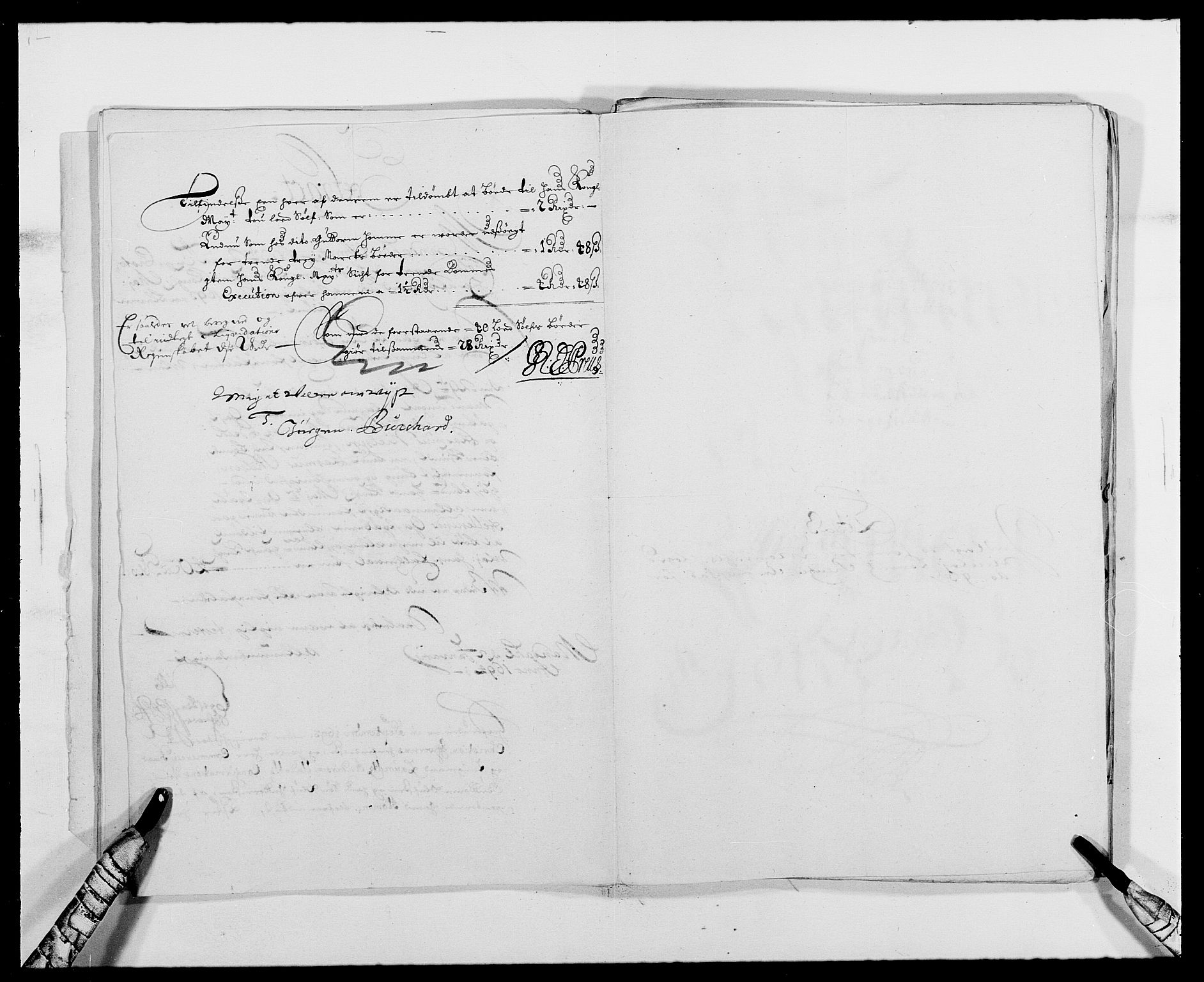 Rentekammeret inntil 1814, Reviderte regnskaper, Fogderegnskap, RA/EA-4092/R42/L2544: Mandal fogderi, 1692-1693, p. 209