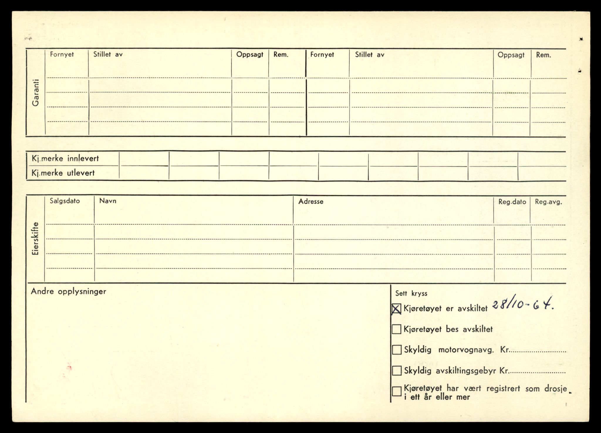 Møre og Romsdal vegkontor - Ålesund trafikkstasjon, AV/SAT-A-4099/F/Fe/L0049: Registreringskort for kjøretøy T 14864 - T 18613, 1927-1998, p. 3310