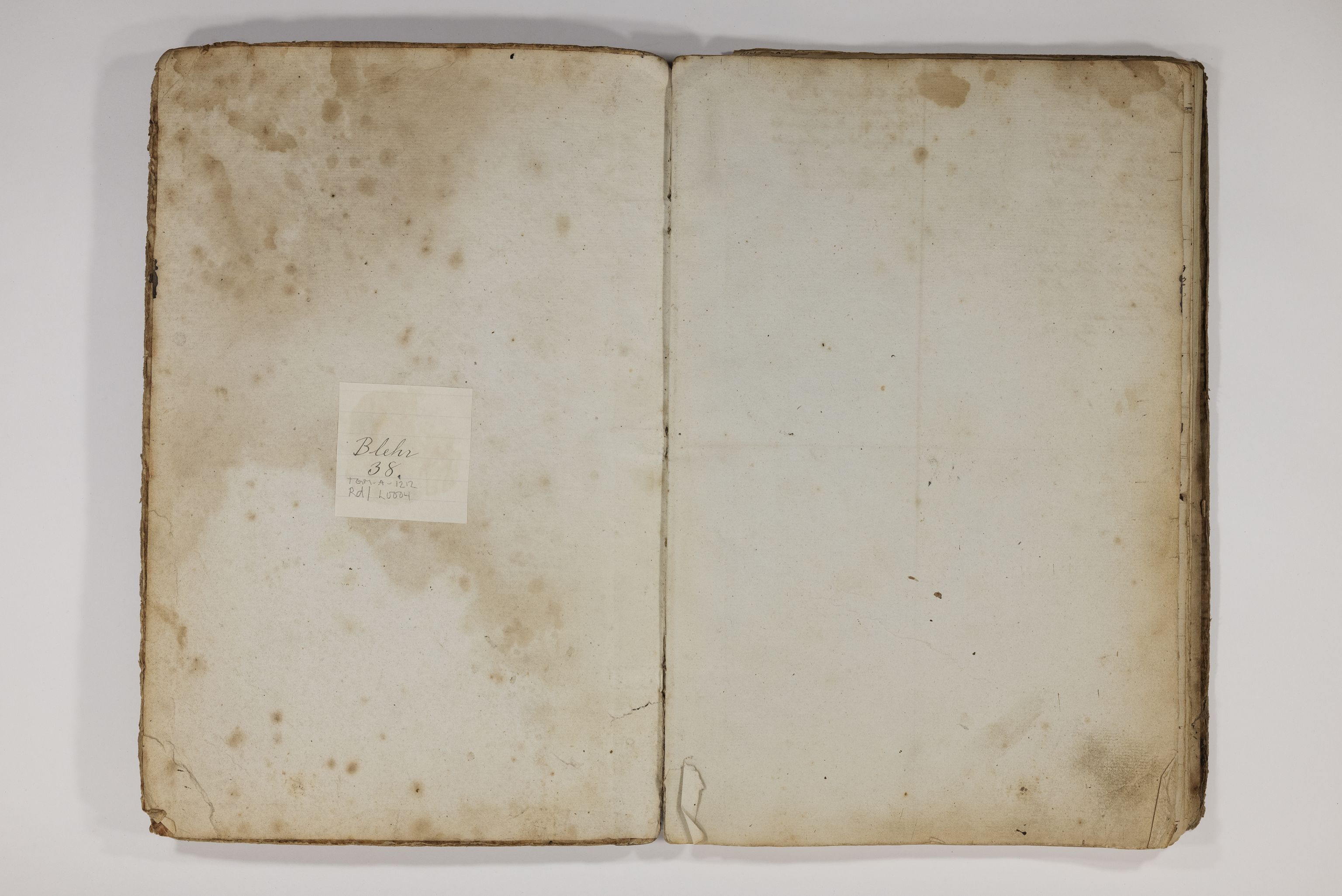 Blehr/ Kjellestad, TEMU/TGM-A-1212/R/Rd/L0004: Regnskapsbok, 1823-1824, p. 2