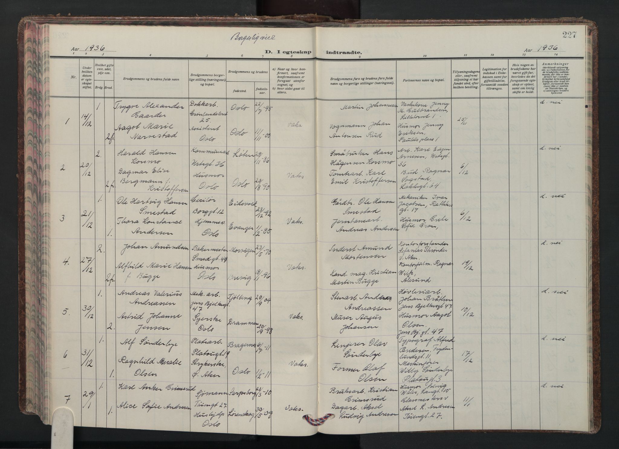 Grønland prestekontor Kirkebøker, AV/SAO-A-10848/F/Fa/L0020: Parish register (official) no. 20, 1935-1946, p. 227