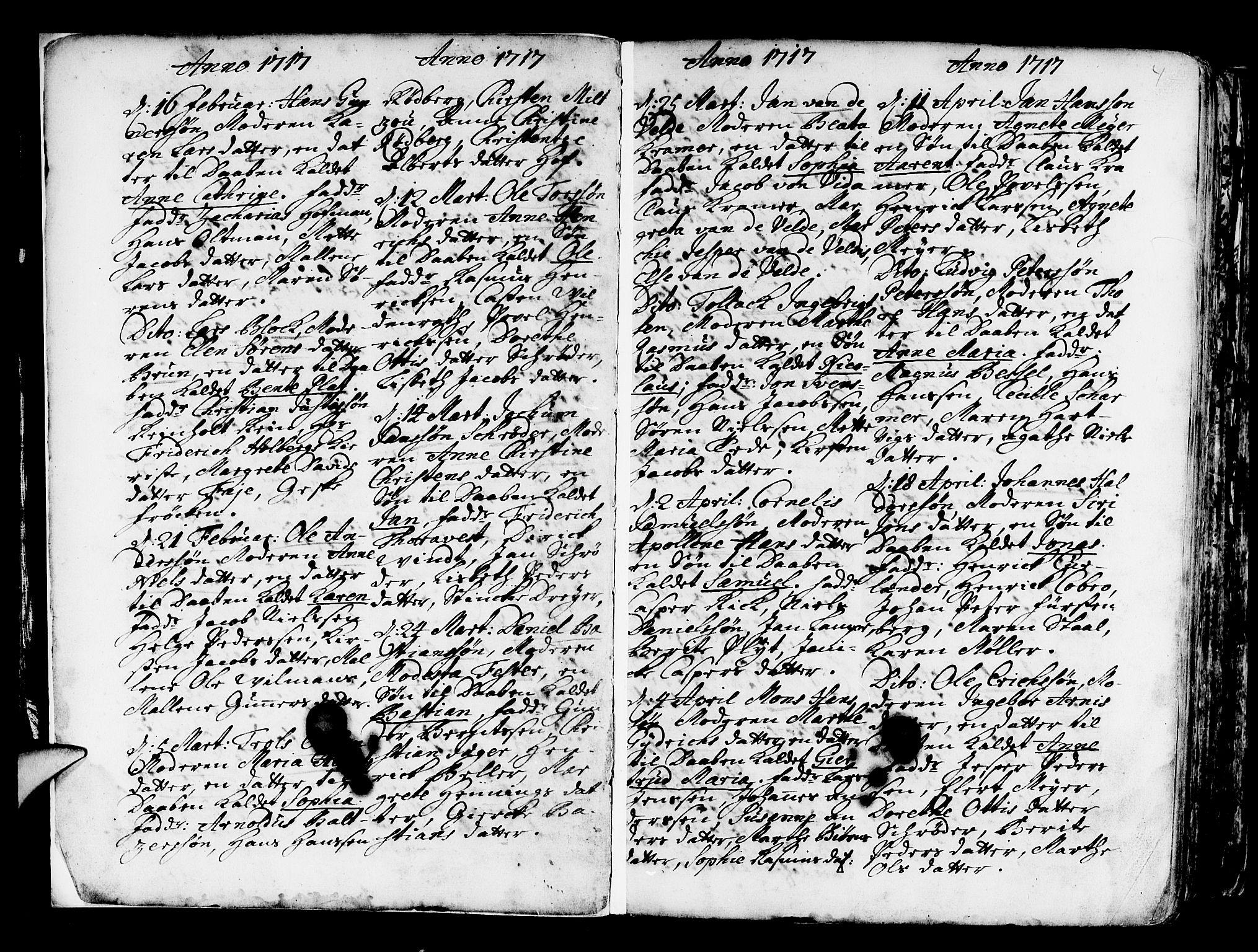 Nykirken Sokneprestembete, AV/SAB-A-77101/H/Haa/L0003: Parish register (official) no. A 3, 1717-1764, p. 4