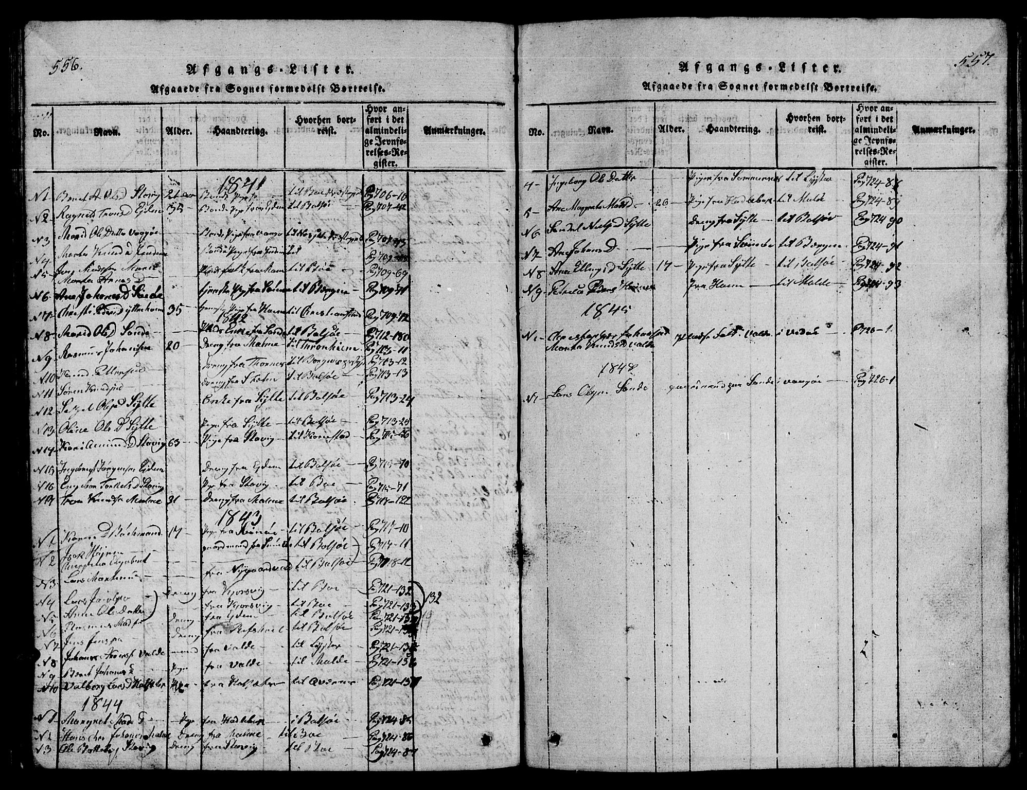 Ministerialprotokoller, klokkerbøker og fødselsregistre - Møre og Romsdal, SAT/A-1454/565/L0752: Parish register (copy) no. 565C01, 1817-1844, p. 556-557