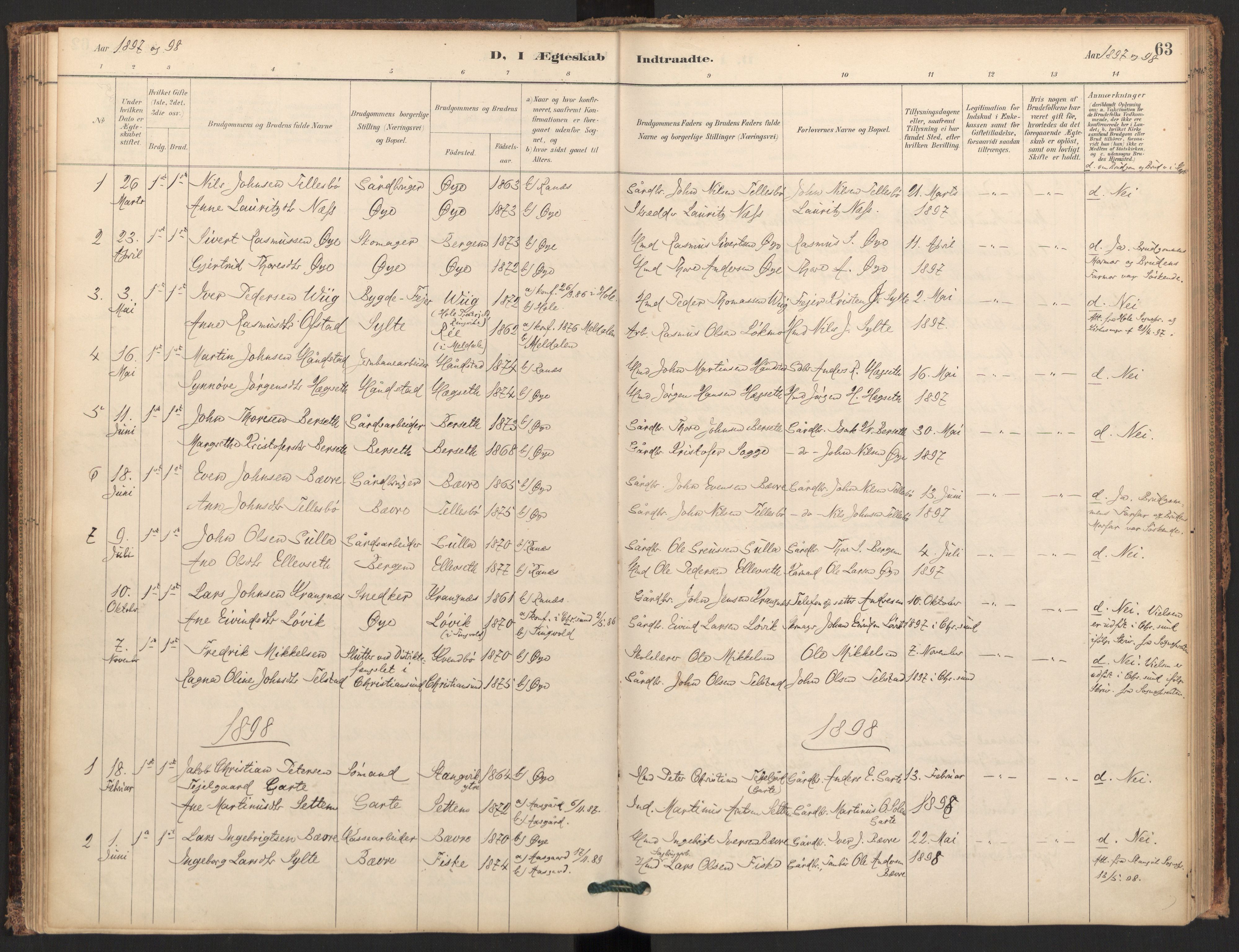 Ministerialprotokoller, klokkerbøker og fødselsregistre - Møre og Romsdal, AV/SAT-A-1454/595/L1047: Parish register (official) no. 595A09, 1885-1900, p. 63