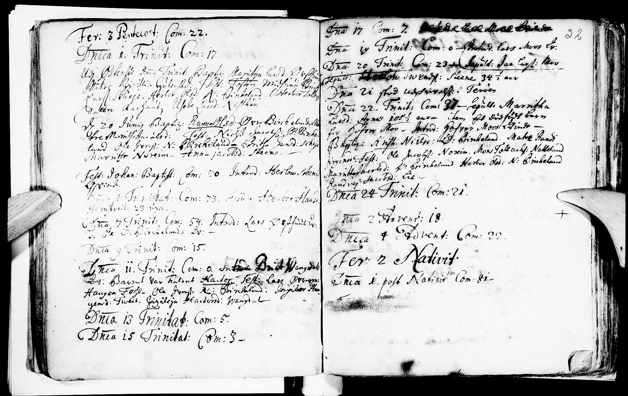 Kvam sokneprestembete, AV/SAB-A-76201/H/Haa: Parish register (official) no. A 2, 1696-1741, p. 32