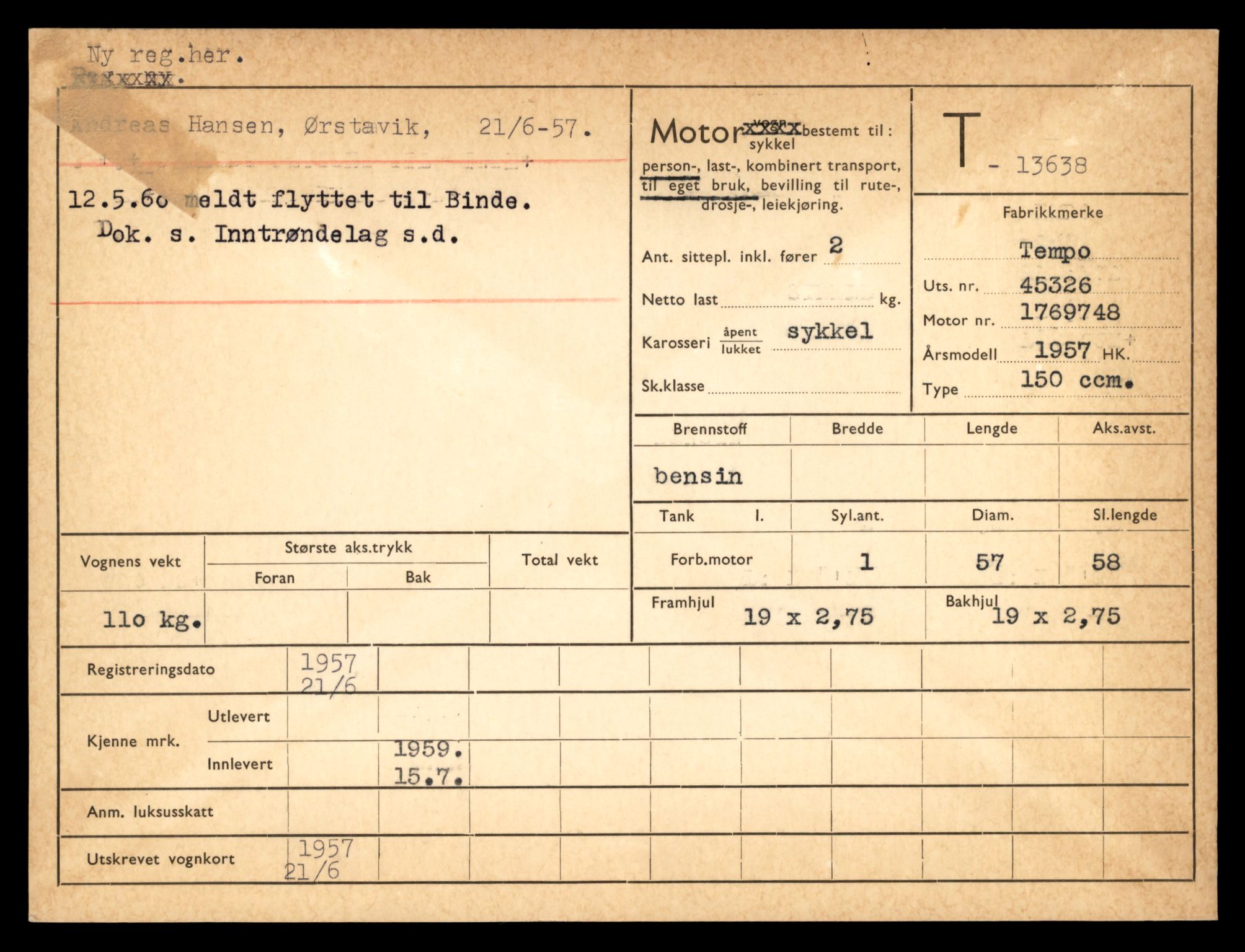 Møre og Romsdal vegkontor - Ålesund trafikkstasjon, AV/SAT-A-4099/F/Fe/L0040: Registreringskort for kjøretøy T 13531 - T 13709, 1927-1998, p. 1861