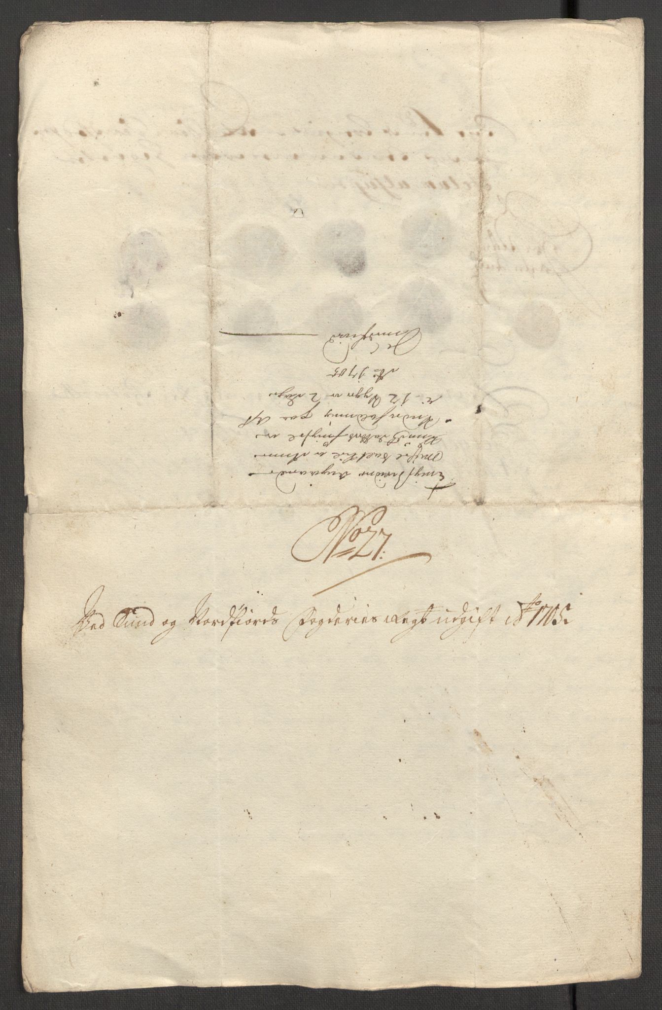 Rentekammeret inntil 1814, Reviderte regnskaper, Fogderegnskap, RA/EA-4092/R53/L3429: Fogderegnskap Sunn- og Nordfjord, 1705, p. 258