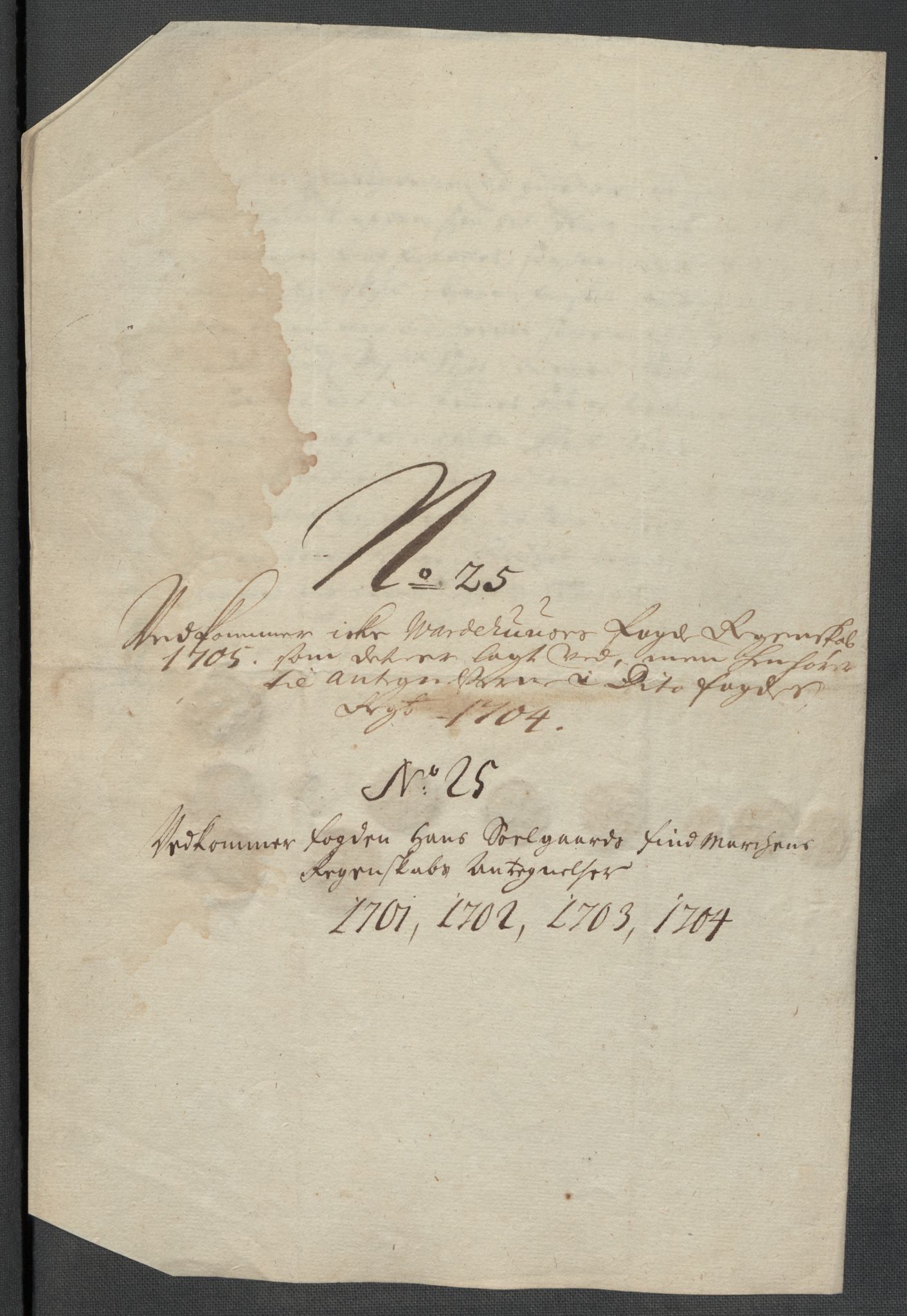 Rentekammeret inntil 1814, Reviderte regnskaper, Fogderegnskap, AV/RA-EA-4092/R69/L4852: Fogderegnskap Finnmark/Vardøhus, 1701-1704, p. 569