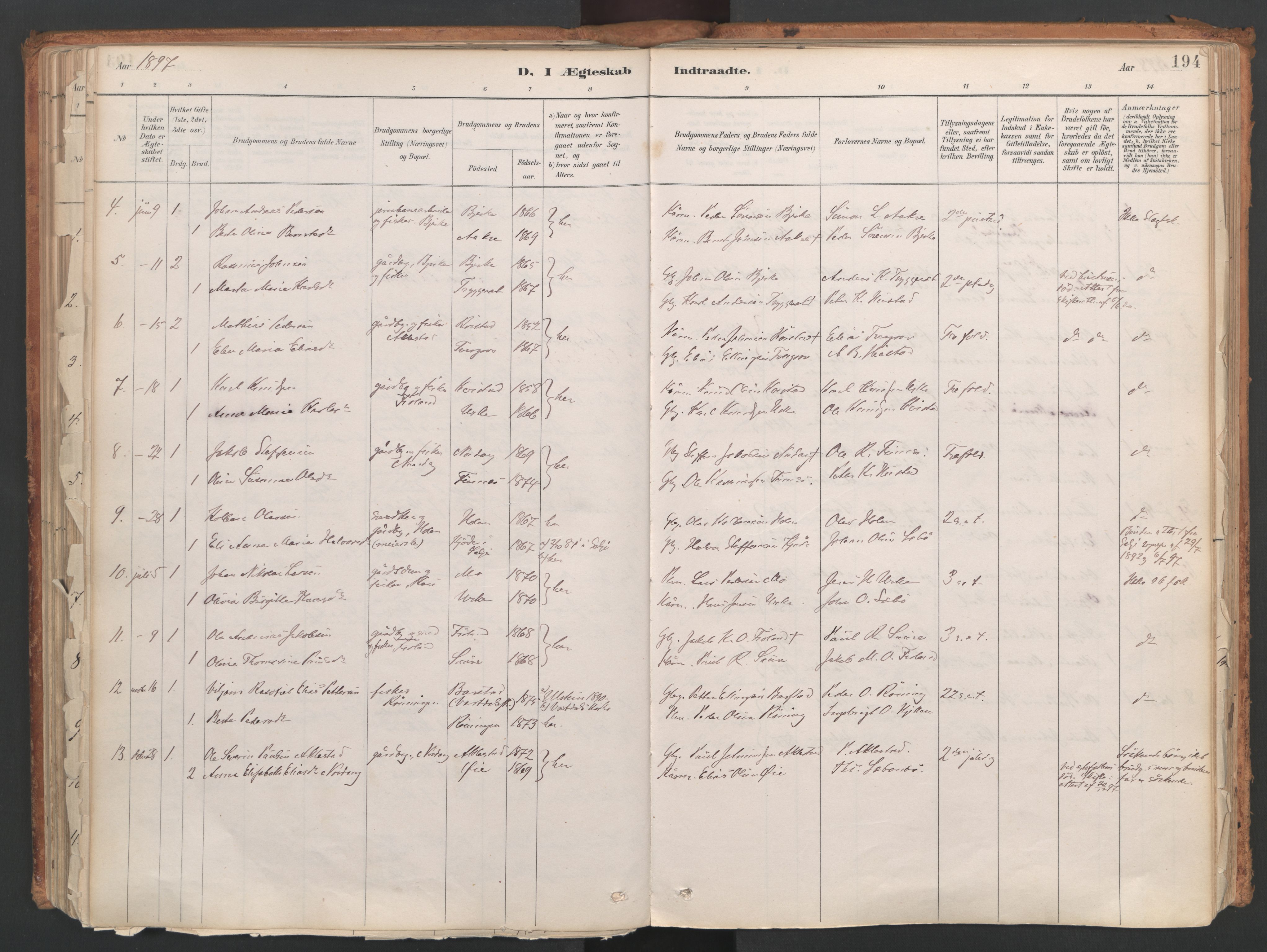 Ministerialprotokoller, klokkerbøker og fødselsregistre - Møre og Romsdal, AV/SAT-A-1454/515/L0211: Parish register (official) no. 515A07, 1886-1910, p. 194