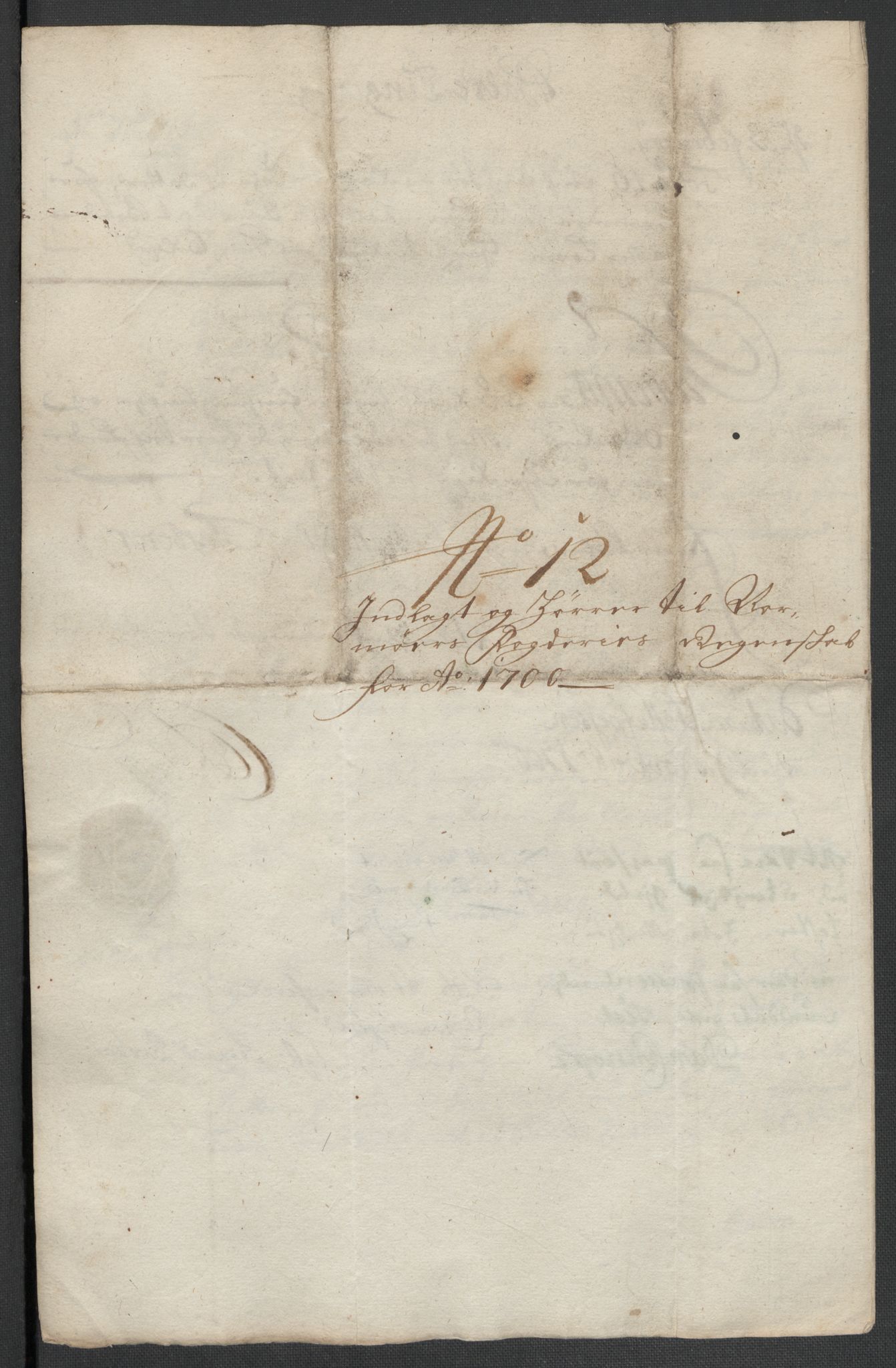 Rentekammeret inntil 1814, Reviderte regnskaper, Fogderegnskap, AV/RA-EA-4092/R56/L3739: Fogderegnskap Nordmøre, 1700-1702, p. 109