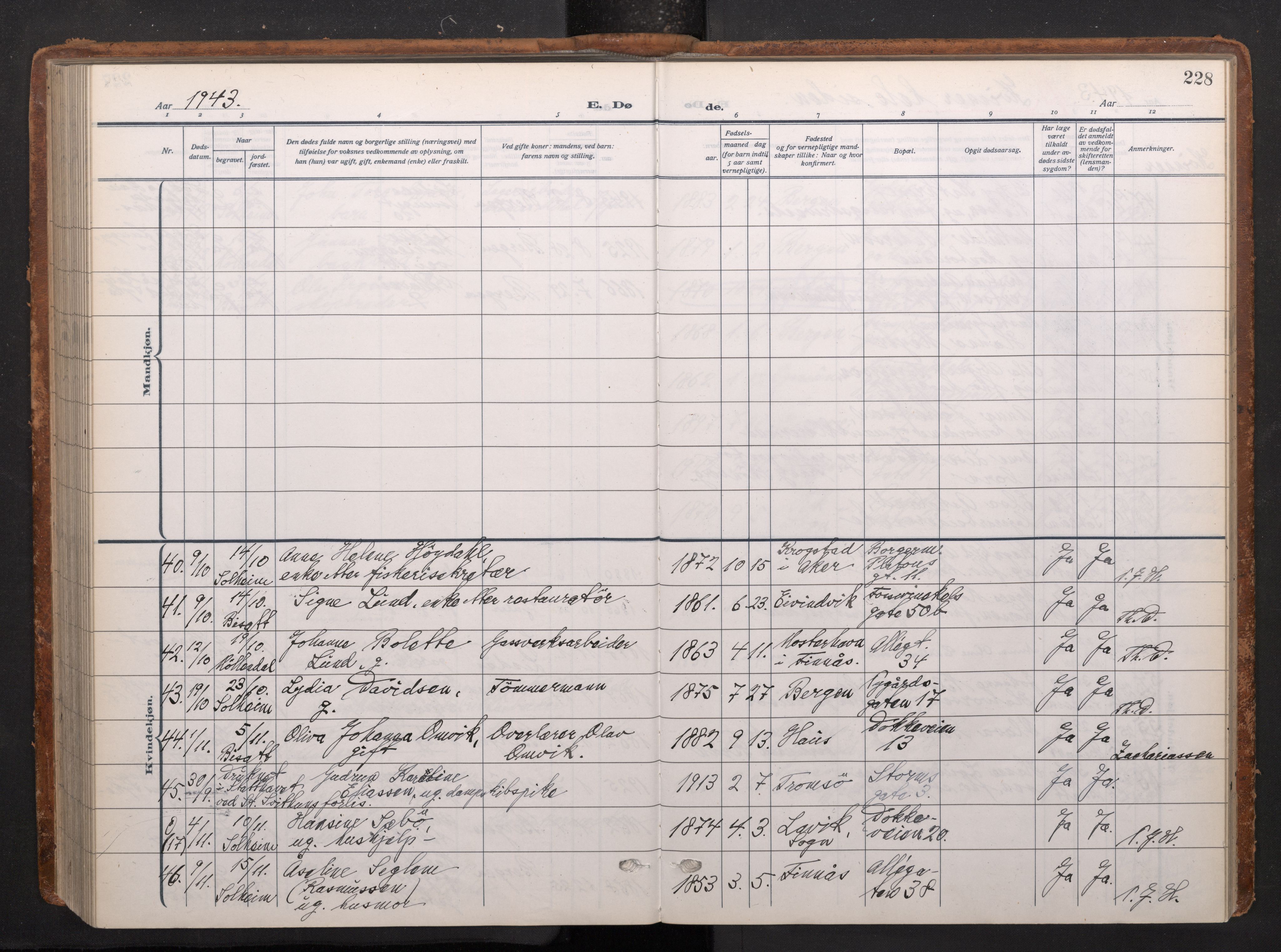 Johanneskirken sokneprestembete, AV/SAB-A-76001/H/Haa/L0020: Parish register (official) no. E 2, 1916-1951, p. 228