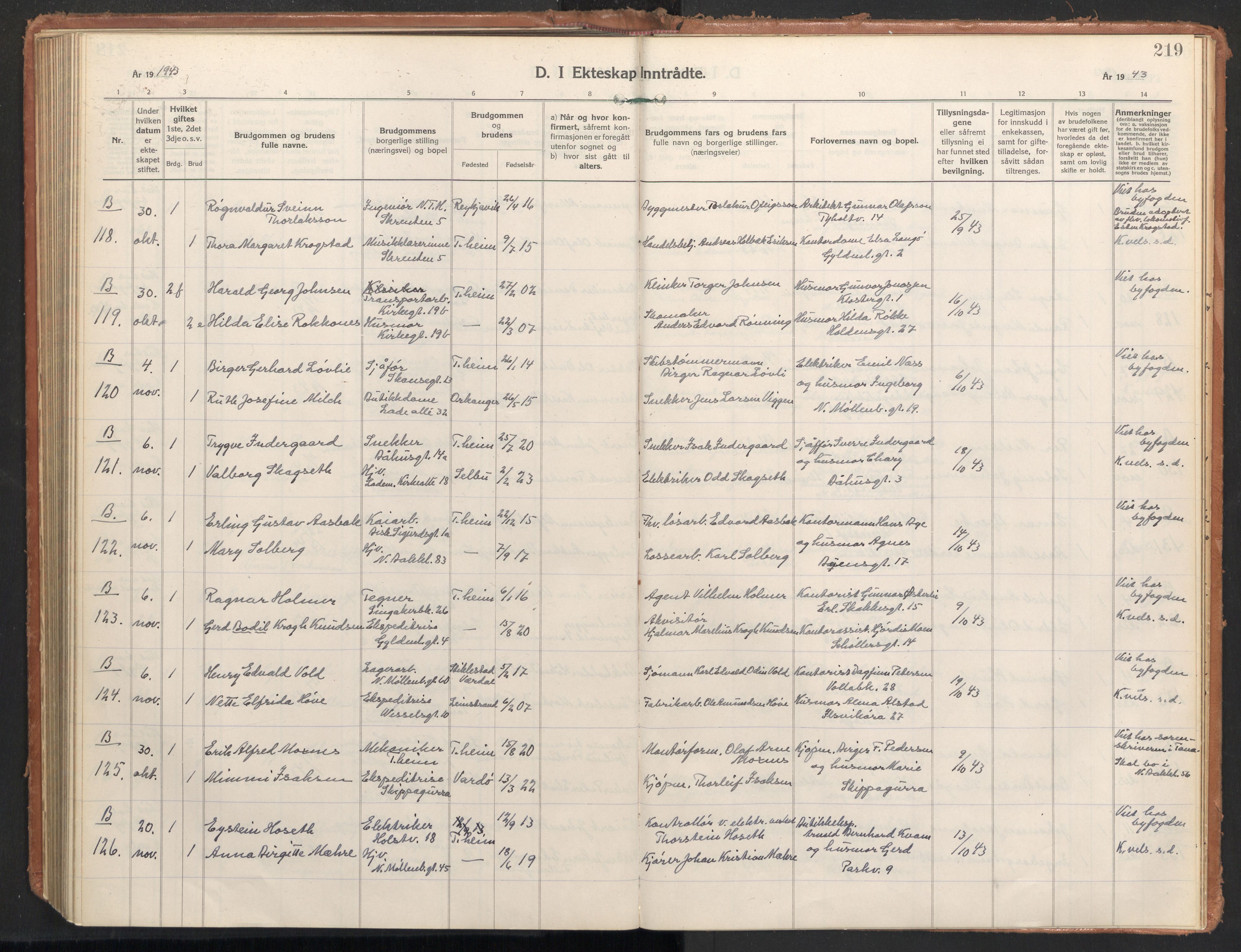 Ministerialprotokoller, klokkerbøker og fødselsregistre - Sør-Trøndelag, AV/SAT-A-1456/604/L0209: Parish register (official) no. 604A29, 1931-1945, p. 219