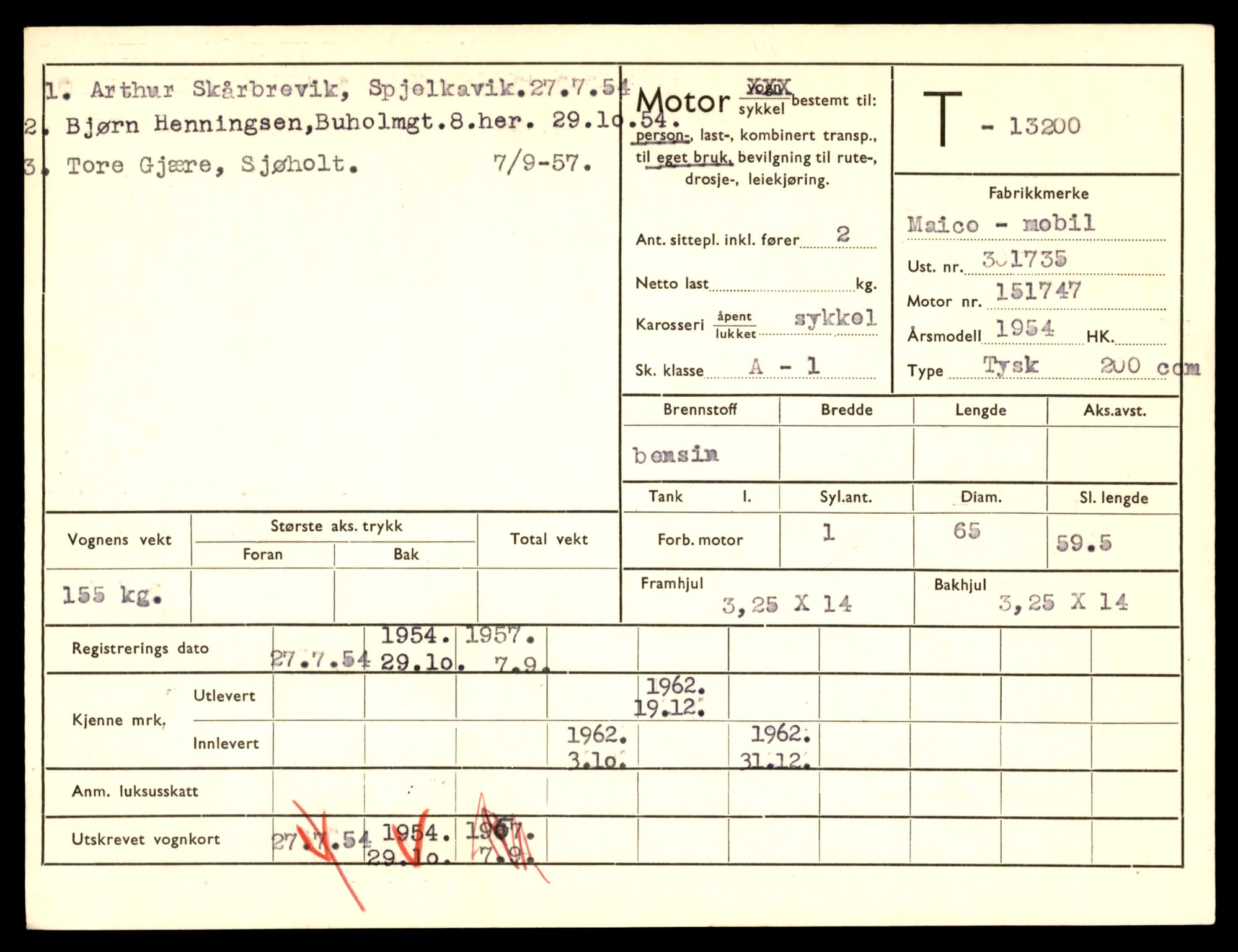 Møre og Romsdal vegkontor - Ålesund trafikkstasjon, AV/SAT-A-4099/F/Fe/L0038: Registreringskort for kjøretøy T 13180 - T 13360, 1927-1998, p. 299