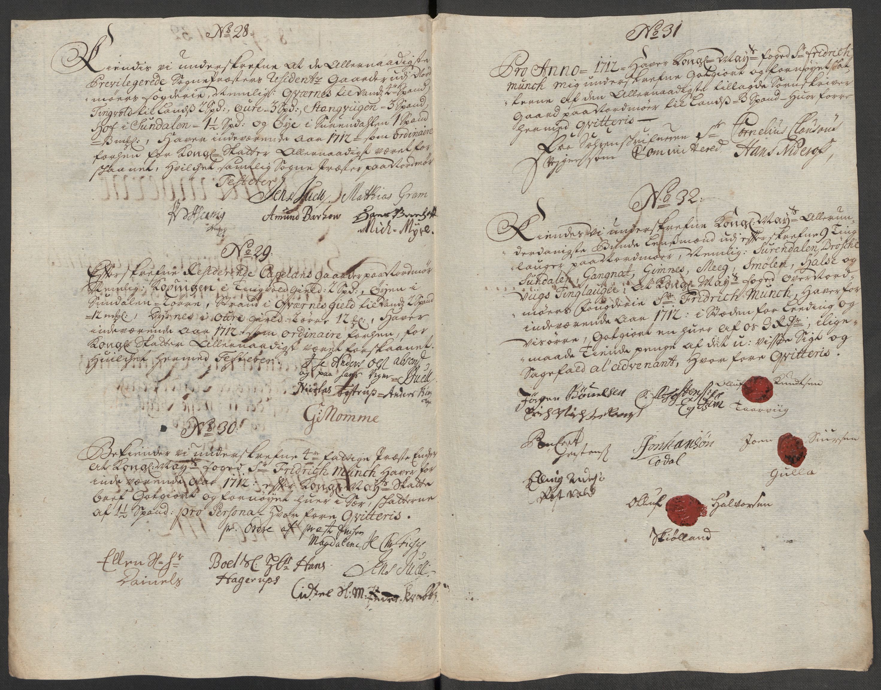Rentekammeret inntil 1814, Reviderte regnskaper, Fogderegnskap, RA/EA-4092/R56/L3746: Fogderegnskap Nordmøre, 1712, p. 139