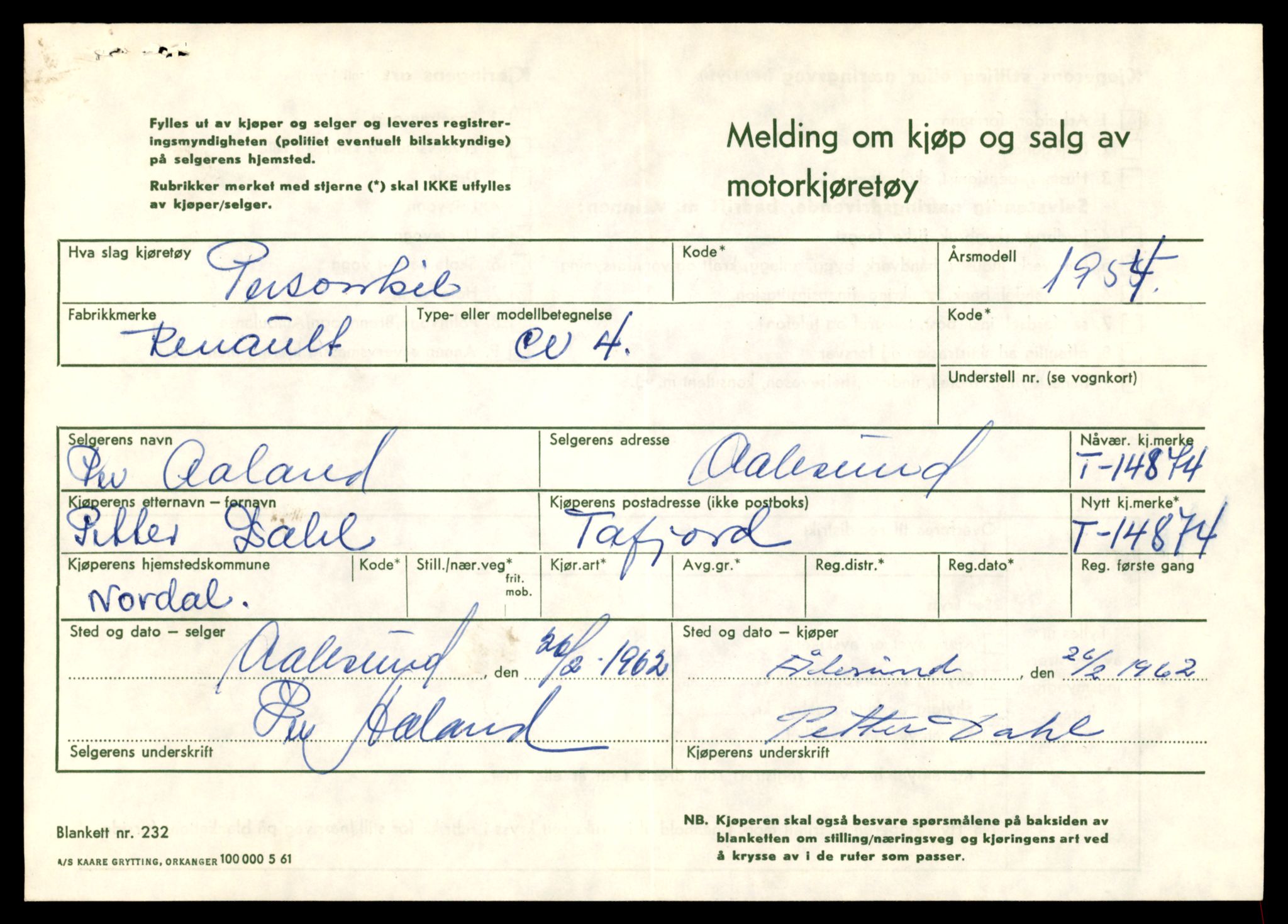 Møre og Romsdal vegkontor - Ålesund trafikkstasjon, AV/SAT-A-4099/F/Fe/L0049: Registreringskort for kjøretøy T 14864 - T 18613, 1927-1998, p. 267