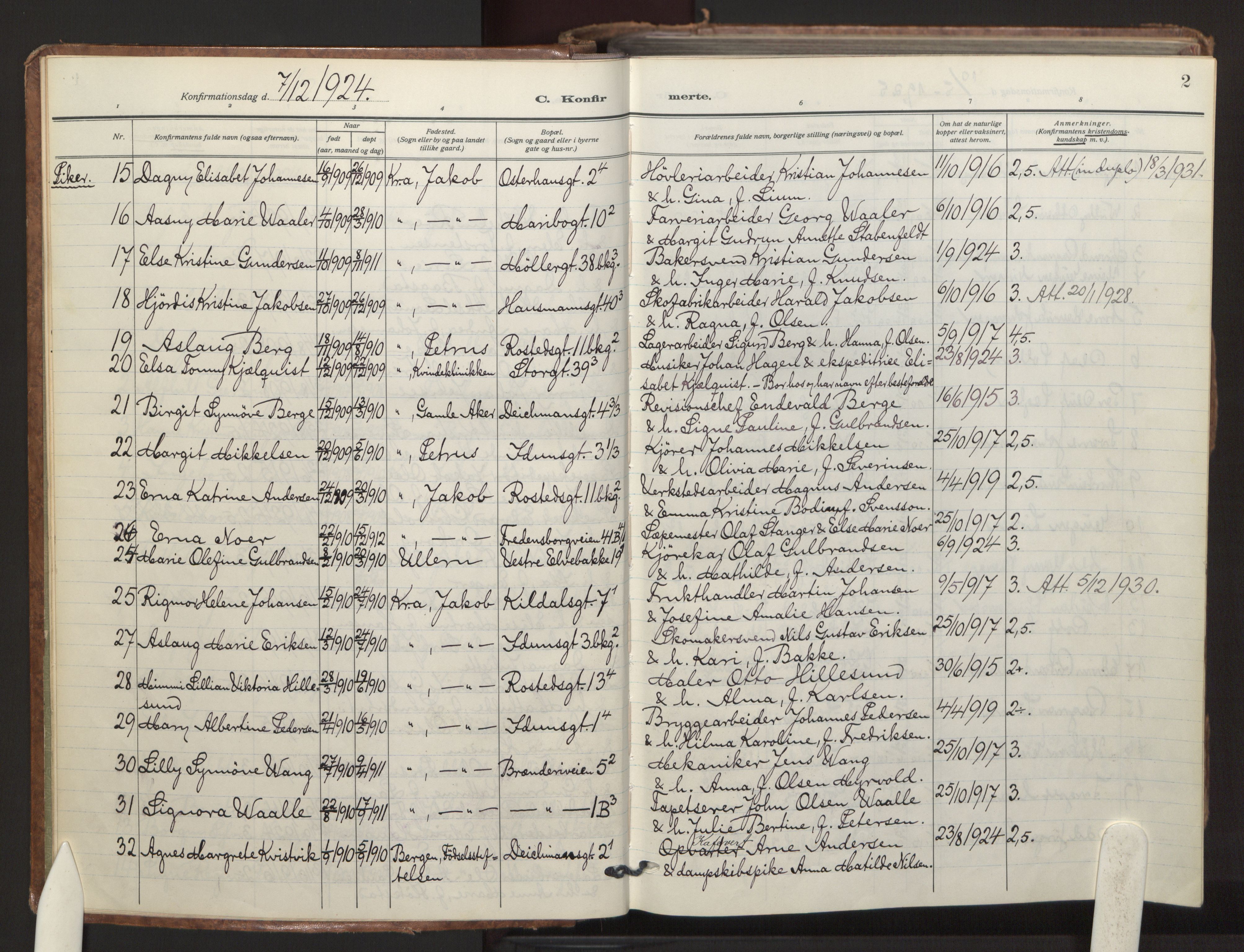 Jakob prestekontor Kirkebøker, AV/SAO-A-10850/F/Fa/L0009: Parish register (official) no. 9, 1924-1983, p. 2