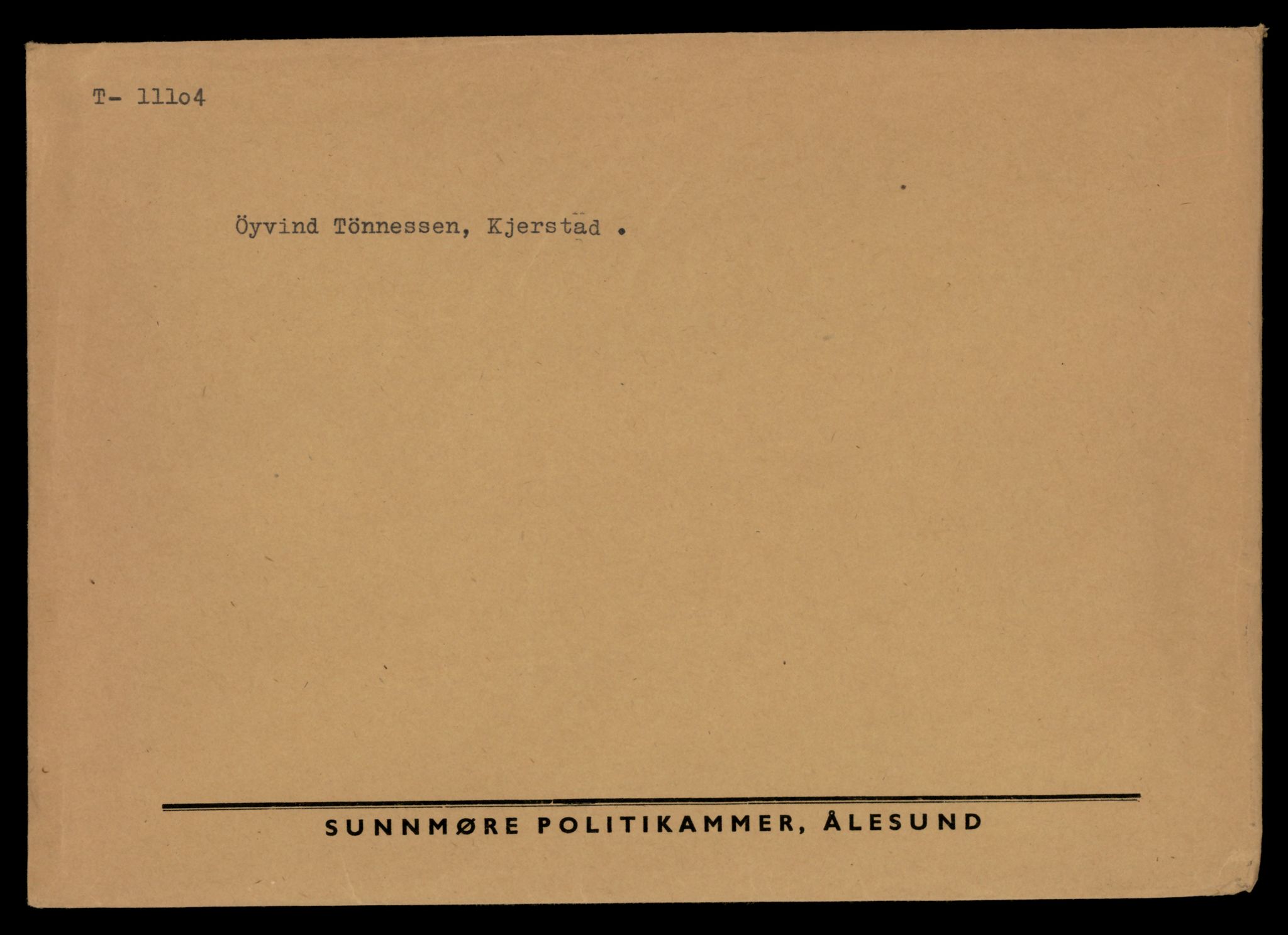 Møre og Romsdal vegkontor - Ålesund trafikkstasjon, AV/SAT-A-4099/F/Fe/L0026: Registreringskort for kjøretøy T 11046 - T 11160, 1927-1998, p. 1689