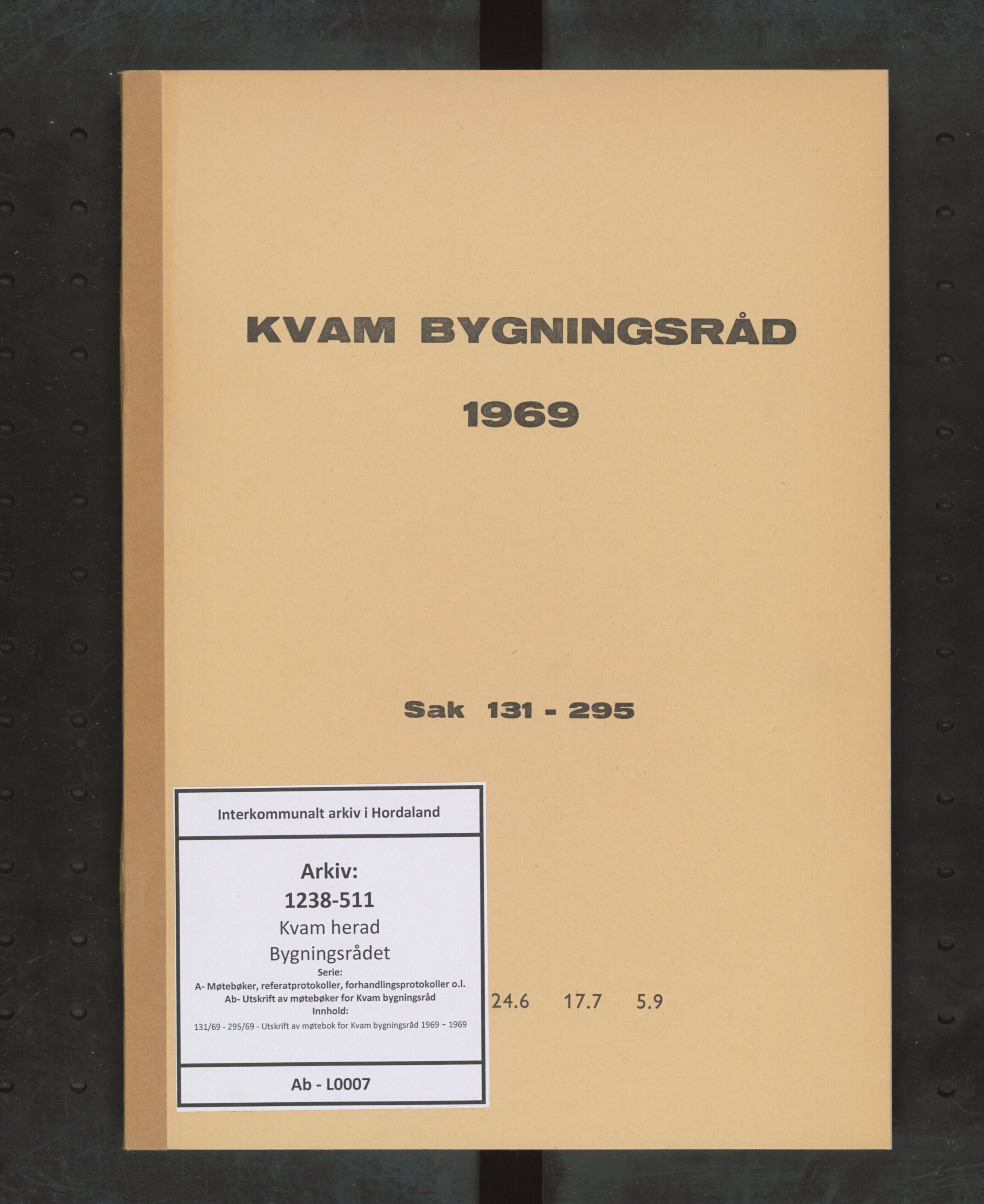 Kvam herad. Bygningsrådet, IKAH/1238-511/A/Ab/L0007: Utskrift av møtebok for Kvam bygningsråd, 1969