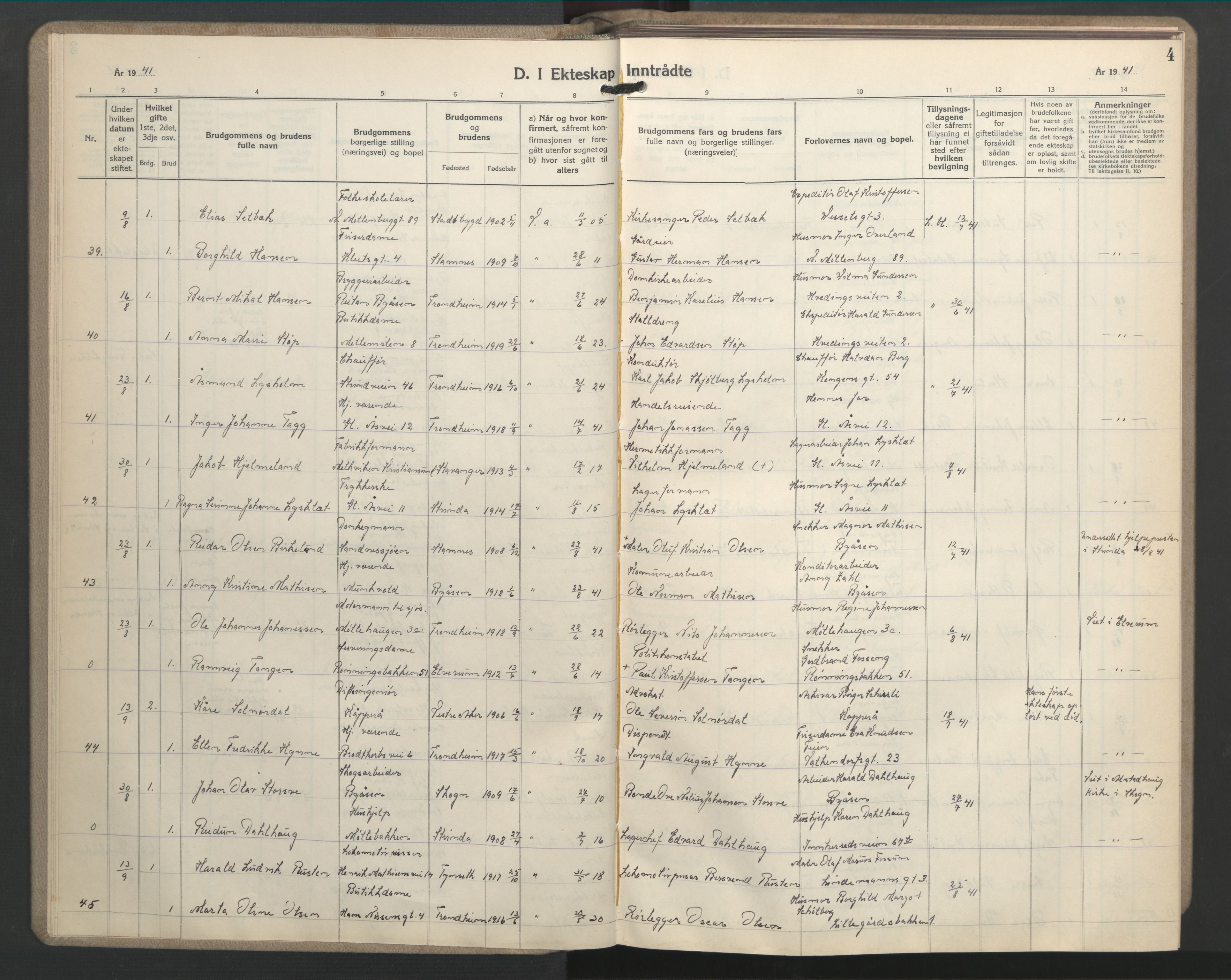 Ministerialprotokoller, klokkerbøker og fødselsregistre - Sør-Trøndelag, AV/SAT-A-1456/603/L0177: Parish register (copy) no. 603C05, 1941-1952, p. 4