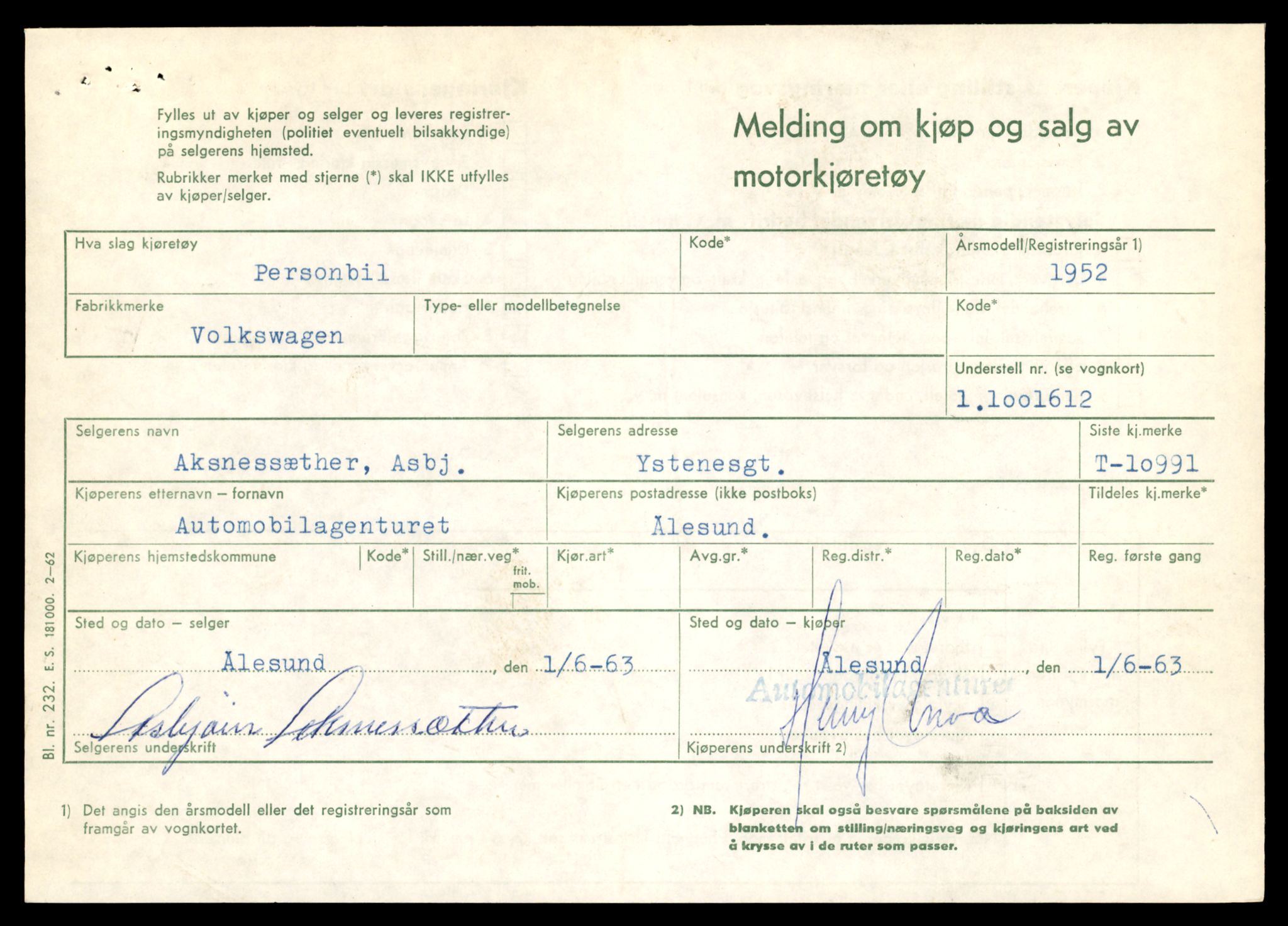 Møre og Romsdal vegkontor - Ålesund trafikkstasjon, AV/SAT-A-4099/F/Fe/L0025: Registreringskort for kjøretøy T 10931 - T 11045, 1927-1998, p. 1653