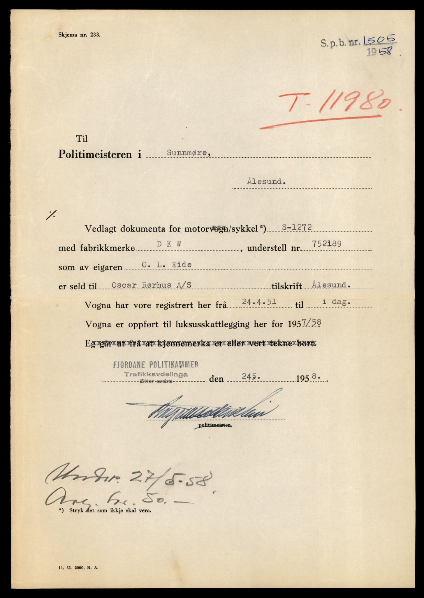 Møre og Romsdal vegkontor - Ålesund trafikkstasjon, AV/SAT-A-4099/F/Fe/L0031: Registreringskort for kjøretøy T 11800 - T 11996, 1927-1998, p. 3130