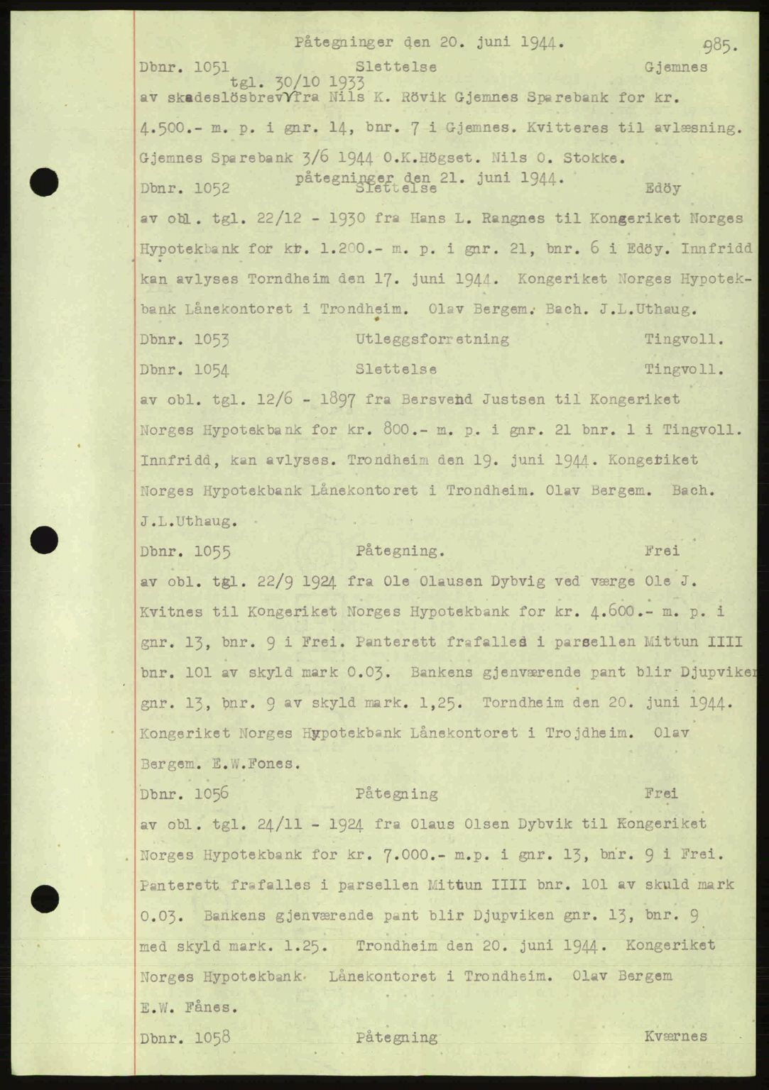 Nordmøre sorenskriveri, AV/SAT-A-4132/1/2/2Ca: Mortgage book no. C81, 1940-1945, Diary no: : 1051/1944