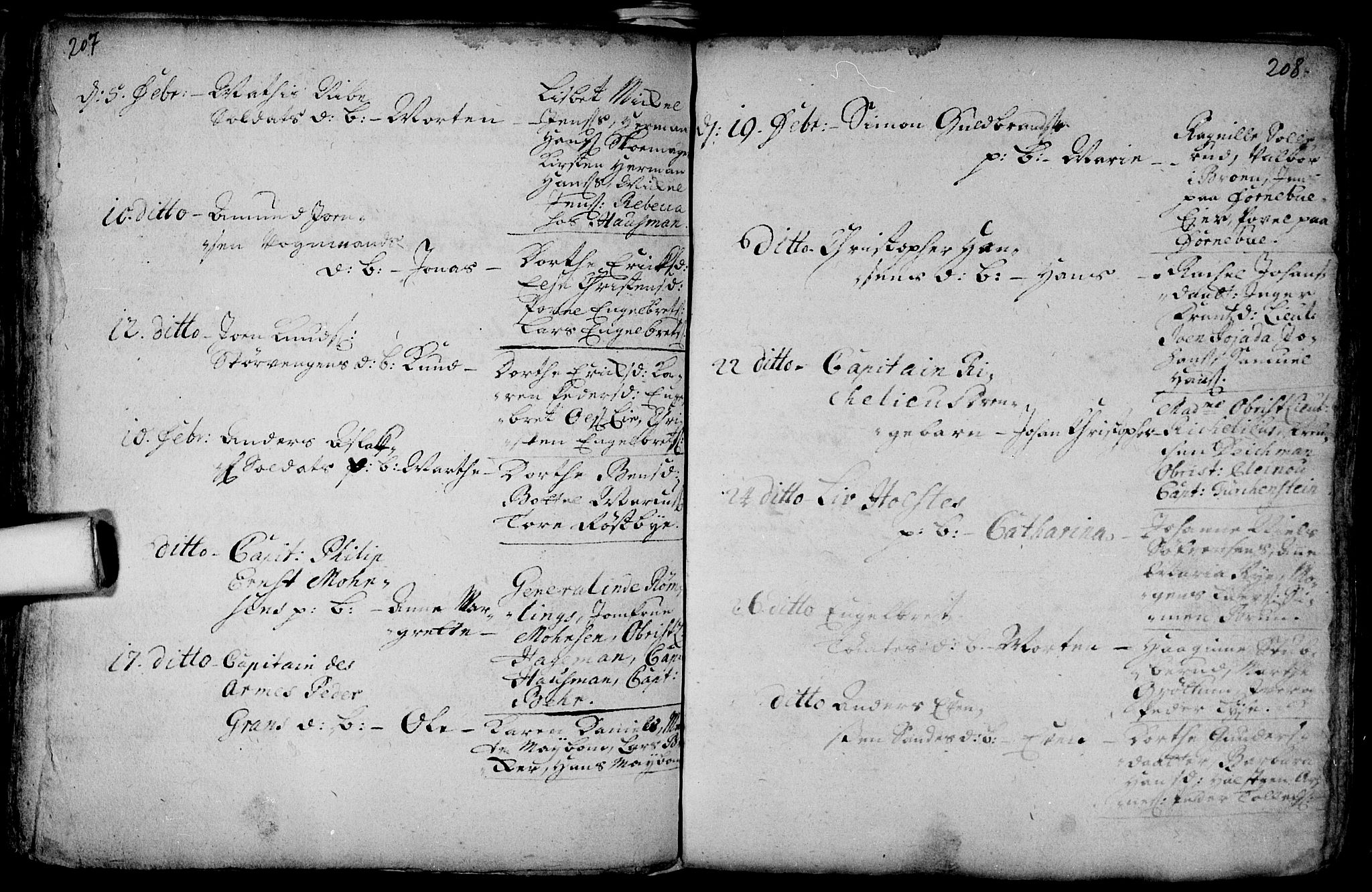 Aker prestekontor kirkebøker, SAO/A-10861/F/L0002: Parish register (official) no. 2, 1714-1720, p. 207-208