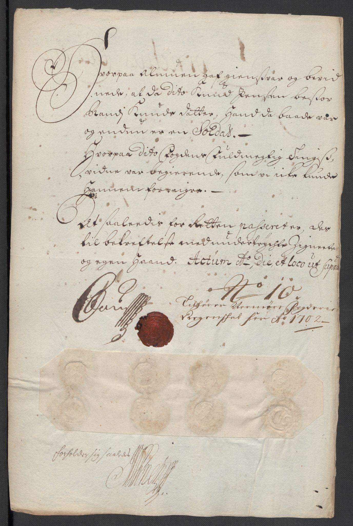 Rentekammeret inntil 1814, Reviderte regnskaper, Fogderegnskap, AV/RA-EA-4092/R56/L3739: Fogderegnskap Nordmøre, 1700-1702, p. 448