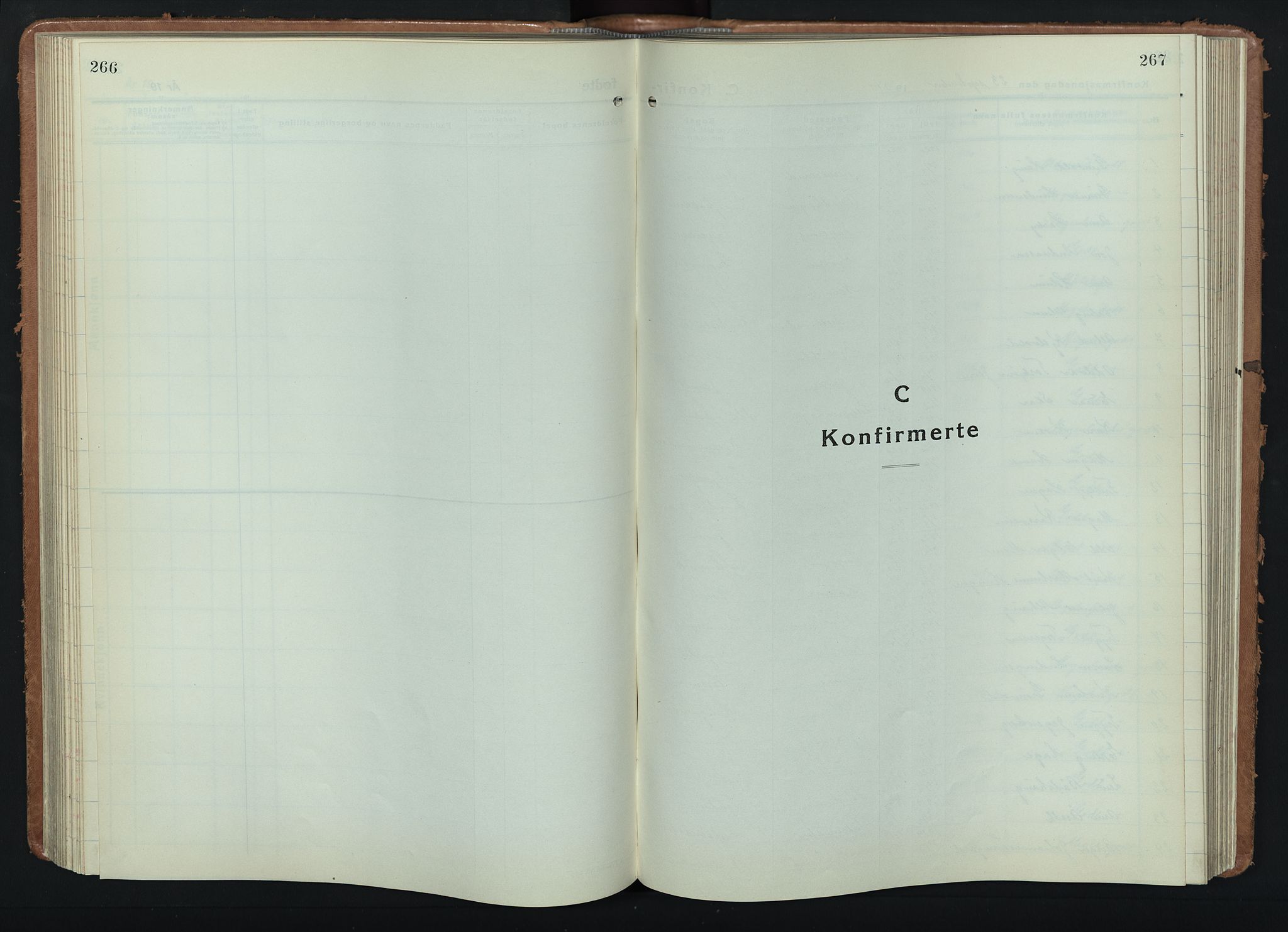 Ringsaker prestekontor, AV/SAH-PREST-014/L/La/L0020: Parish register (copy) no. 20, 1934-1946, p. 266-267