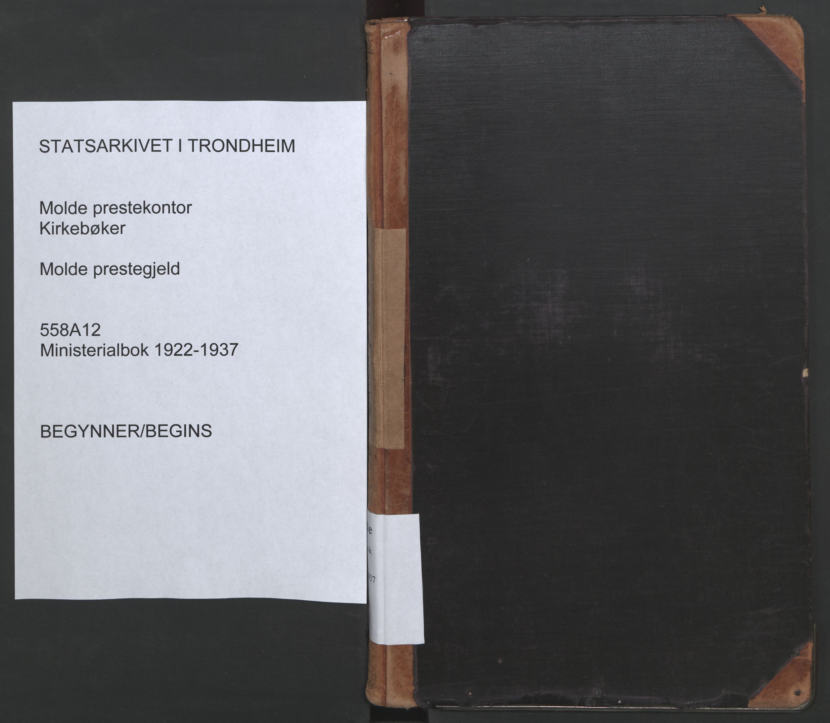 Ministerialprotokoller, klokkerbøker og fødselsregistre - Møre og Romsdal, AV/SAT-A-1454/558/L0698: Parish register (official) no. 558A12, 1922-1937