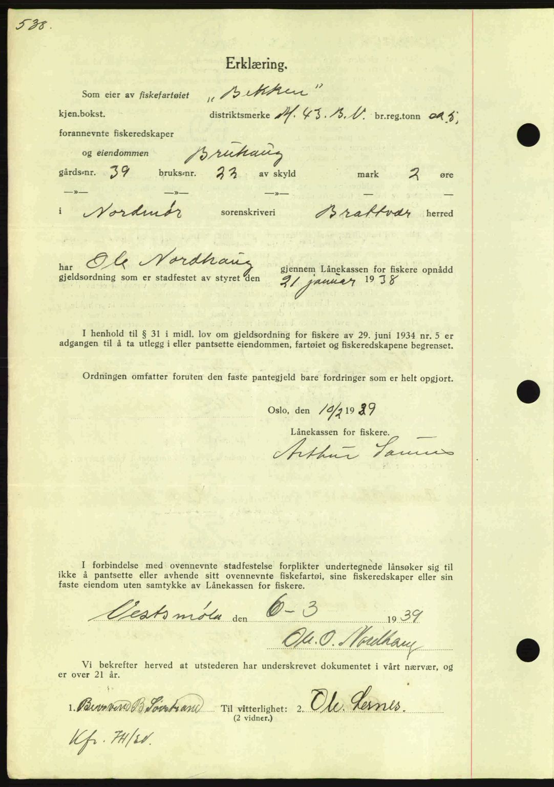 Nordmøre sorenskriveri, AV/SAT-A-4132/1/2/2Ca: Mortgage book no. A86, 1939-1939, Diary no: : 1584/1939