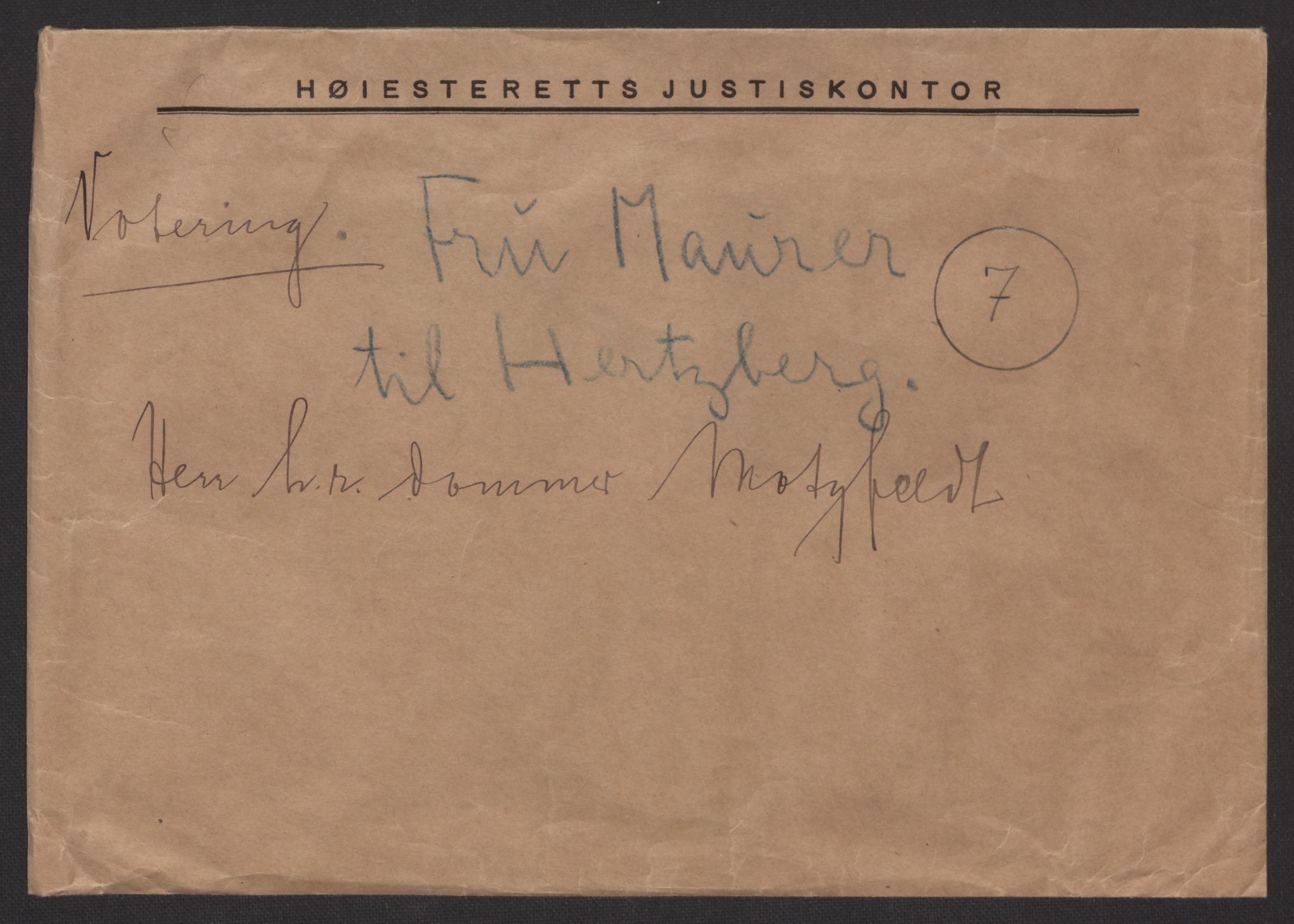 Motzfeldt-familien, AV/RA-PA-0234/I/L0021/0007: -- / Brev fra fru Maurer, München til Ebbe Hertzberg, 1902-1910