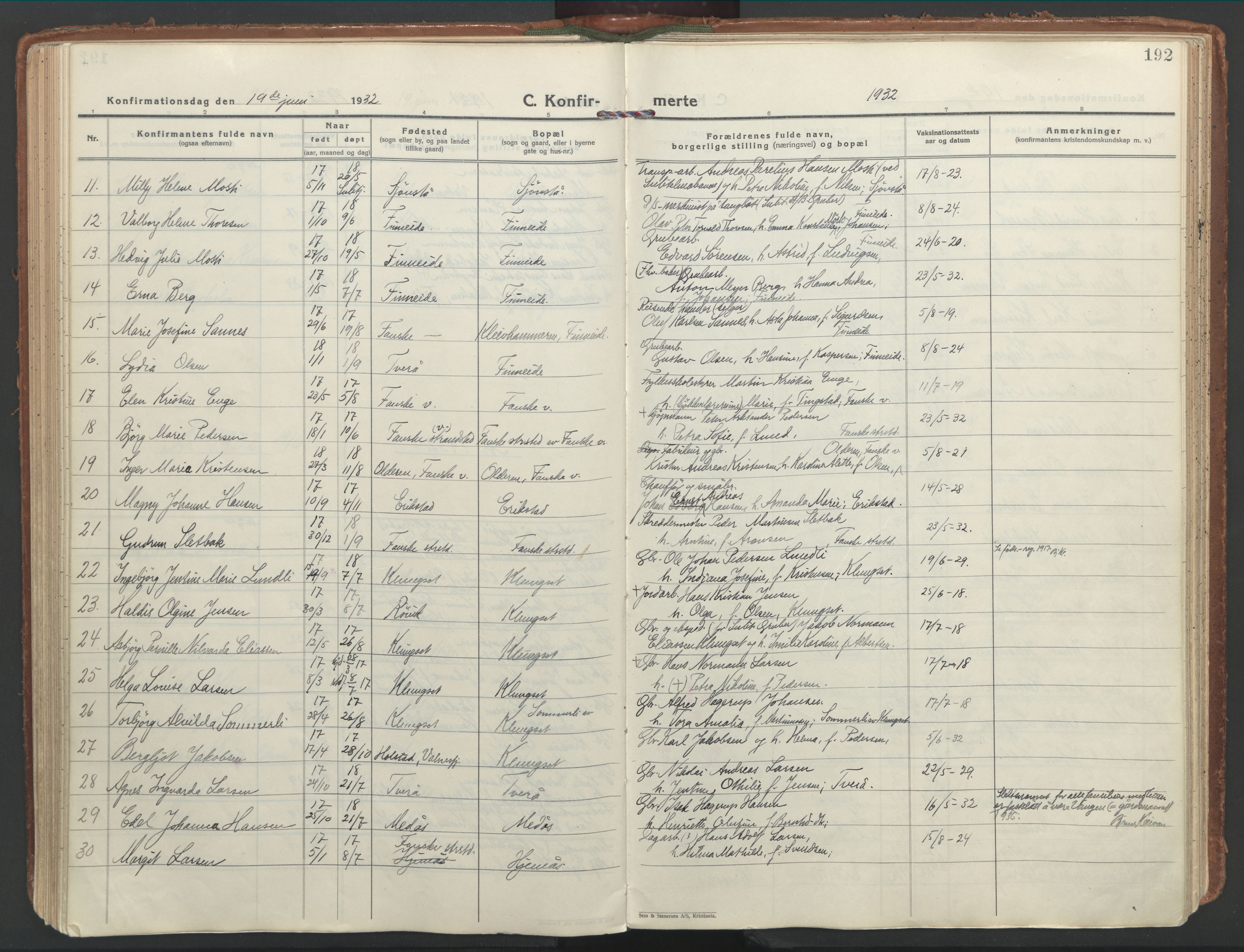 Ministerialprotokoller, klokkerbøker og fødselsregistre - Nordland, AV/SAT-A-1459/849/L0699: Parish register (official) no. 849A10, 1924-1937, p. 192