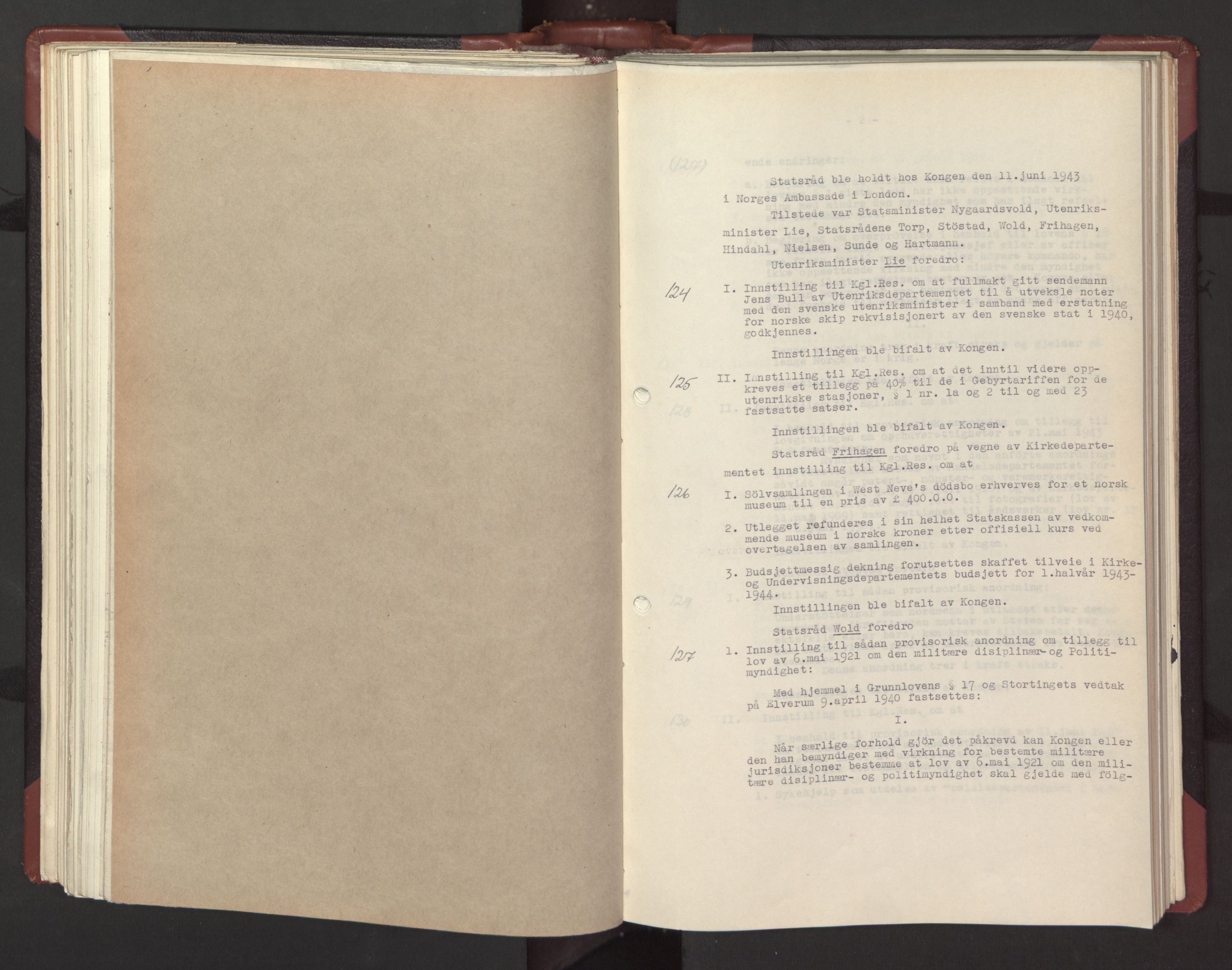 Statsrådssekretariatet, AV/RA-S-1001/A/Ac/L0123: Kgl. res. 15/1-20/12, 1943, p. 136
