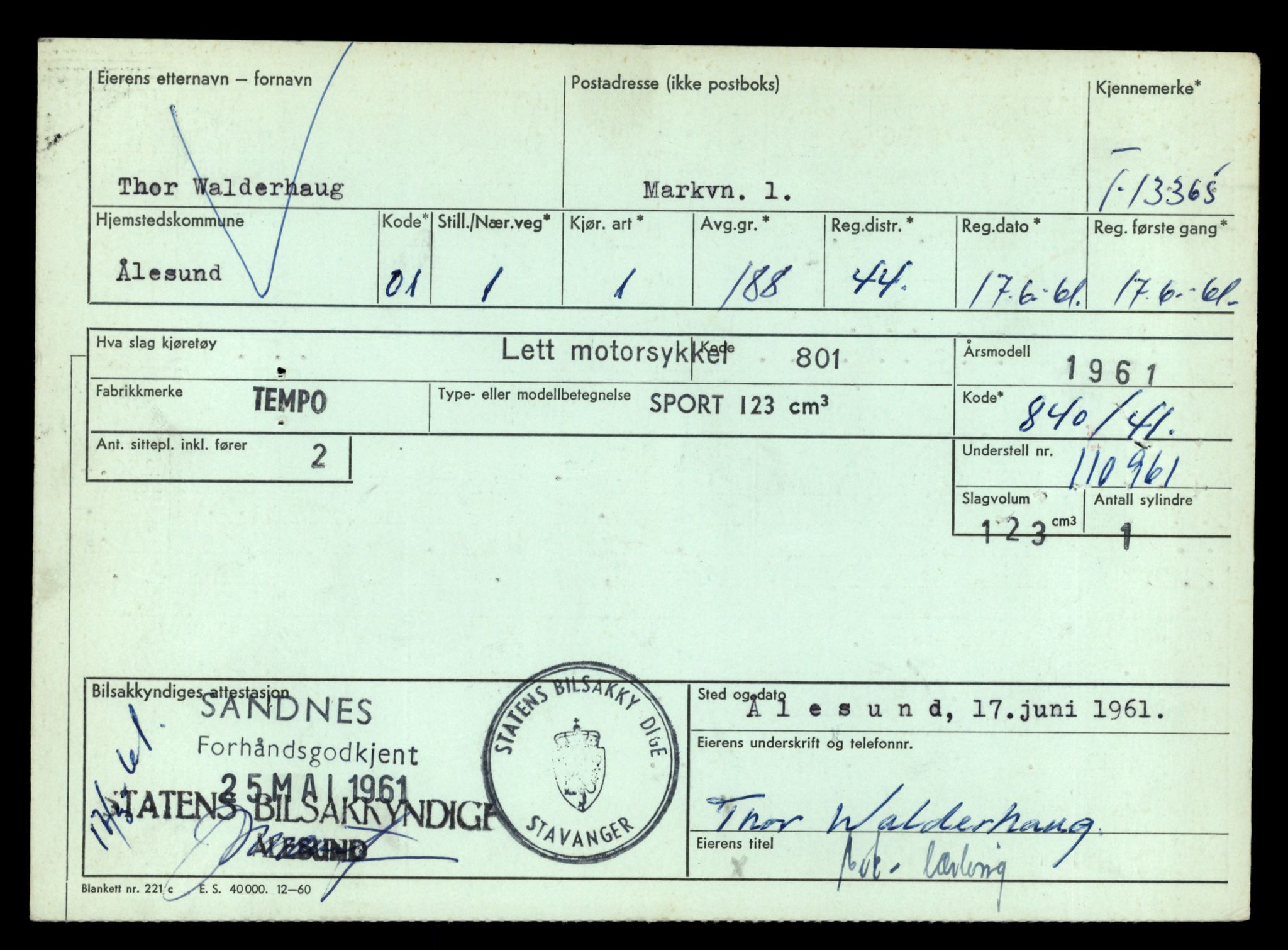 Møre og Romsdal vegkontor - Ålesund trafikkstasjon, AV/SAT-A-4099/F/Fe/L0039: Registreringskort for kjøretøy T 13361 - T 13530, 1927-1998, p. 87