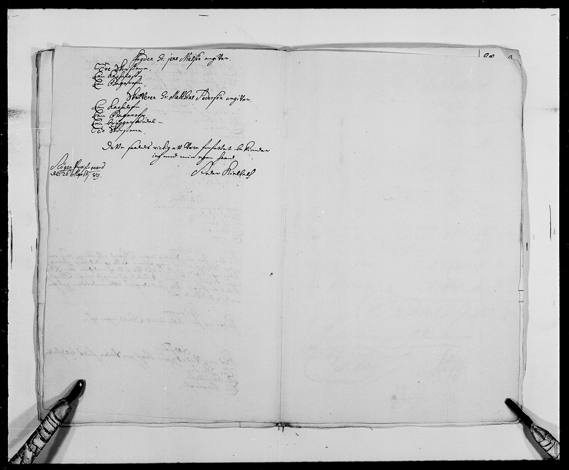 Rentekammeret inntil 1814, Reviderte regnskaper, Fogderegnskap, AV/RA-EA-4092/R29/L1693: Fogderegnskap Hurum og Røyken, 1688-1693, p. 136
