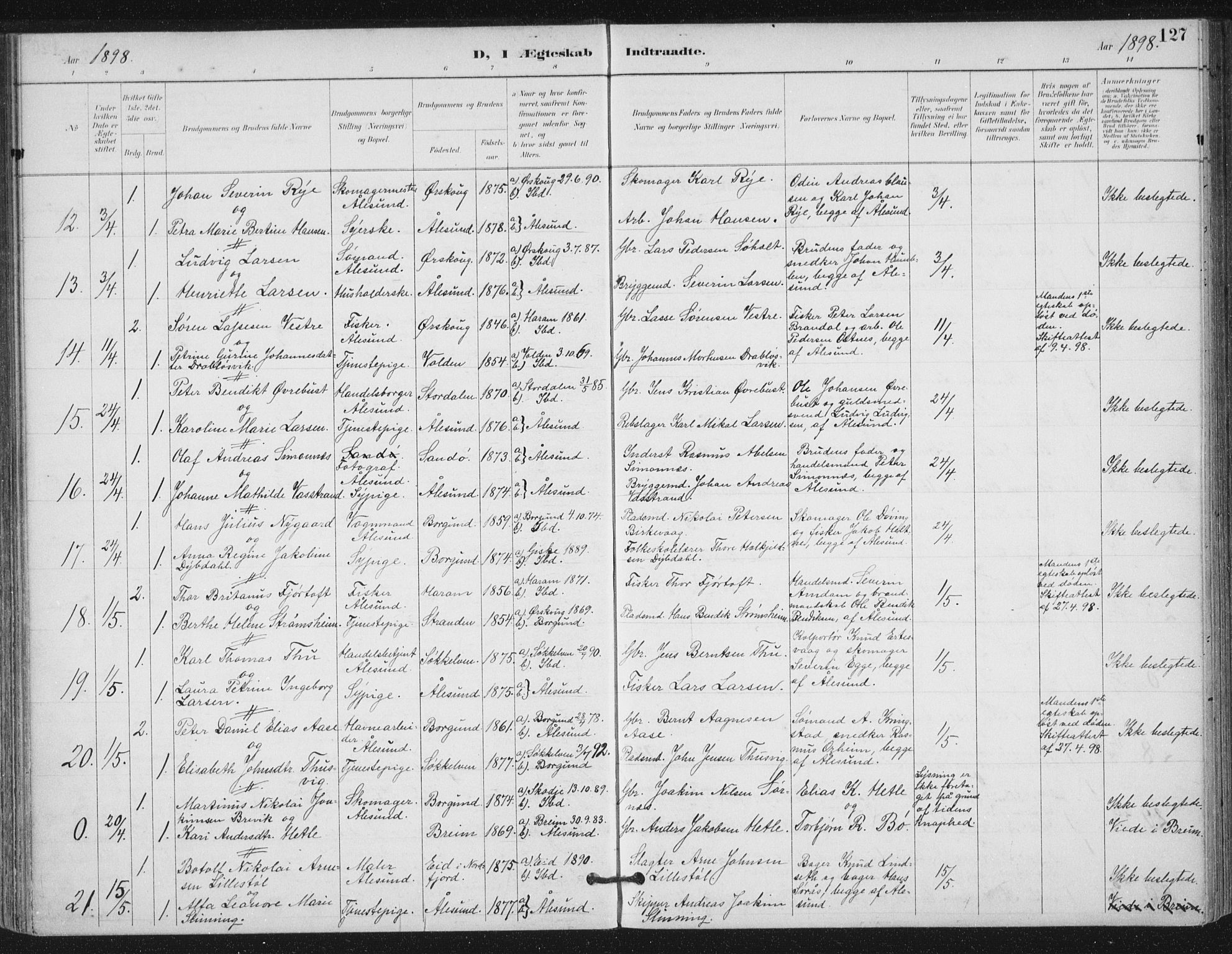 Ministerialprotokoller, klokkerbøker og fødselsregistre - Møre og Romsdal, AV/SAT-A-1454/529/L0457: Parish register (official) no. 529A07, 1894-1903, p. 127