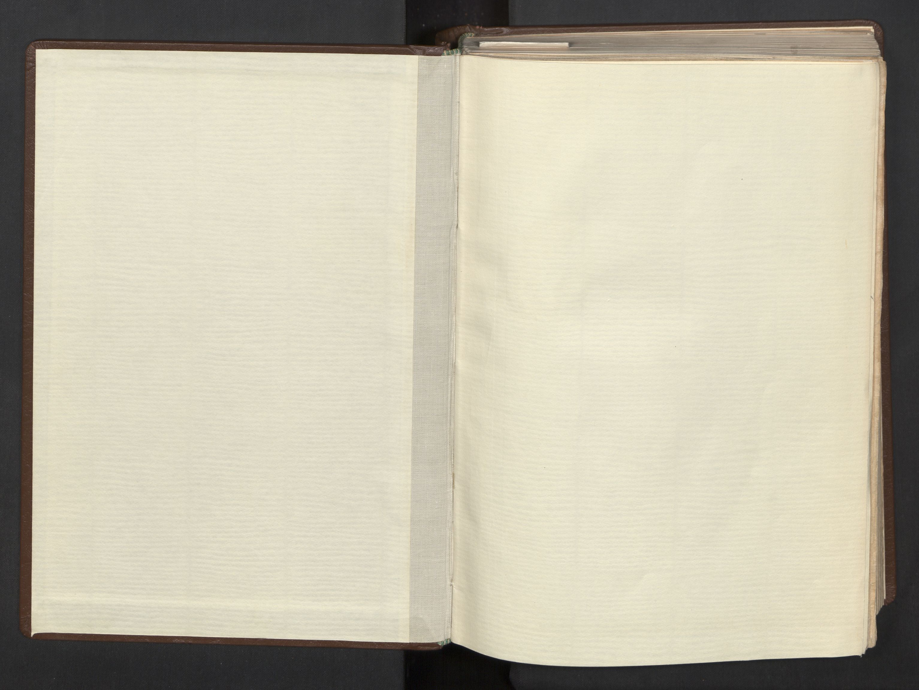 Befehlshaber der Sicherheitspolizei und des SD, AV/RA-RAFA-5969/F/Fa/Faa/L0005: Fangeprotokoll. - Gefangenen-Buch B. Fangenr. 8201-10100 og 12001-13060., 1943-1944