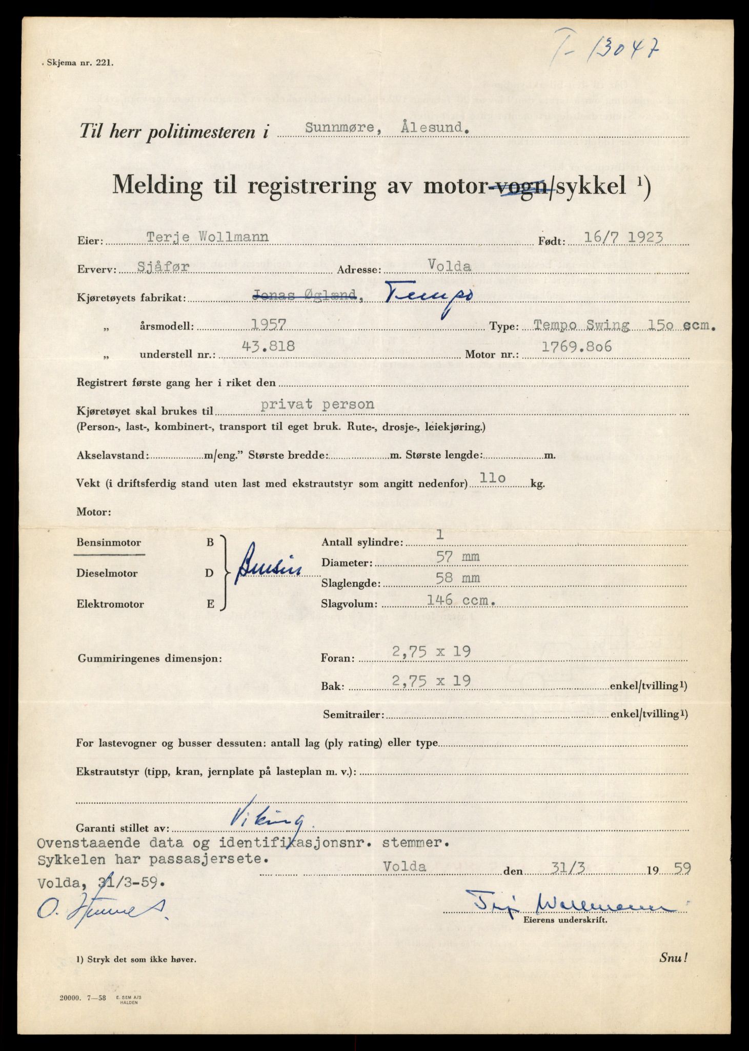 Møre og Romsdal vegkontor - Ålesund trafikkstasjon, AV/SAT-A-4099/F/Fe/L0037: Registreringskort for kjøretøy T 13031 - T 13179, 1927-1998, p. 391