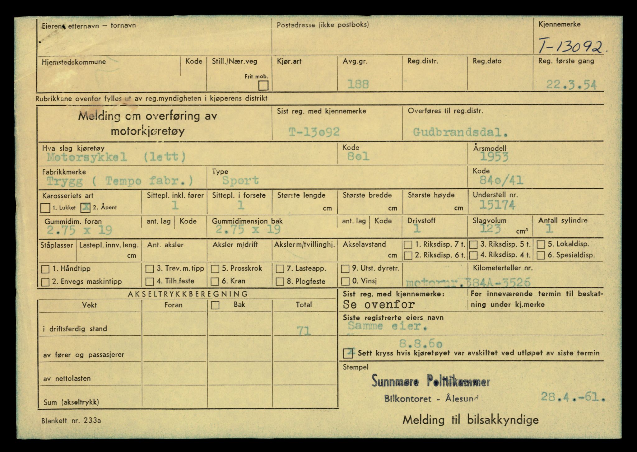 Møre og Romsdal vegkontor - Ålesund trafikkstasjon, AV/SAT-A-4099/F/Fe/L0037: Registreringskort for kjøretøy T 13031 - T 13179, 1927-1998, p. 1227