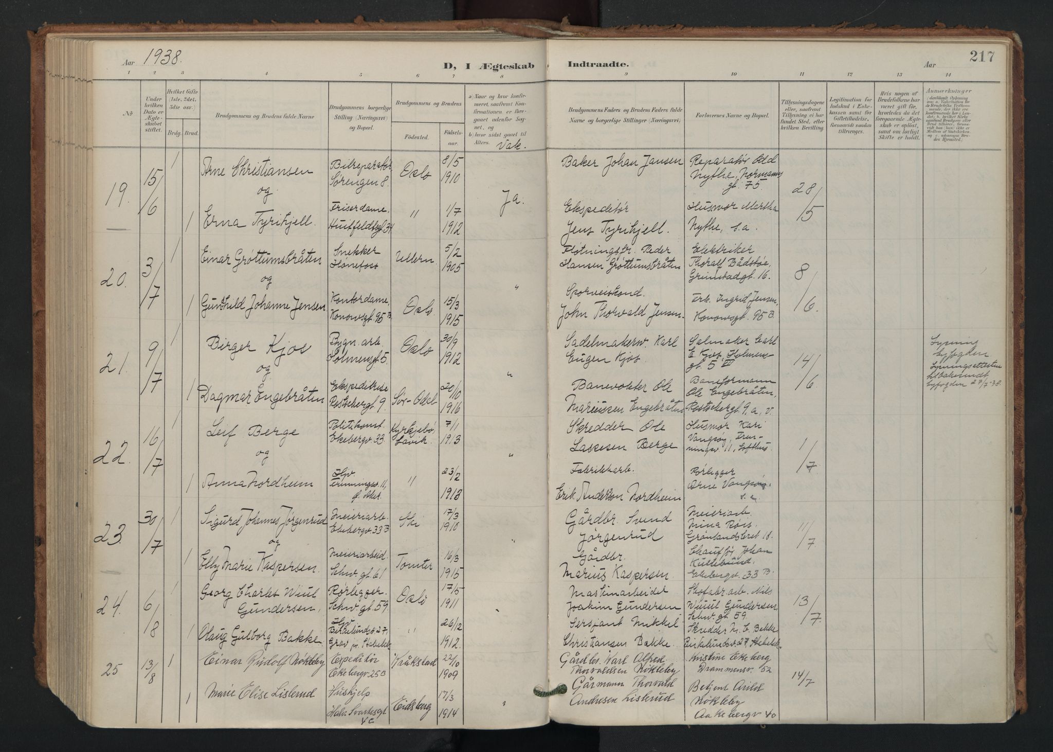 Gamlebyen prestekontor Kirkebøker, AV/SAO-A-10884/F/Fa/L0011: Parish register (official) no. 11, 1901-1939, p. 217