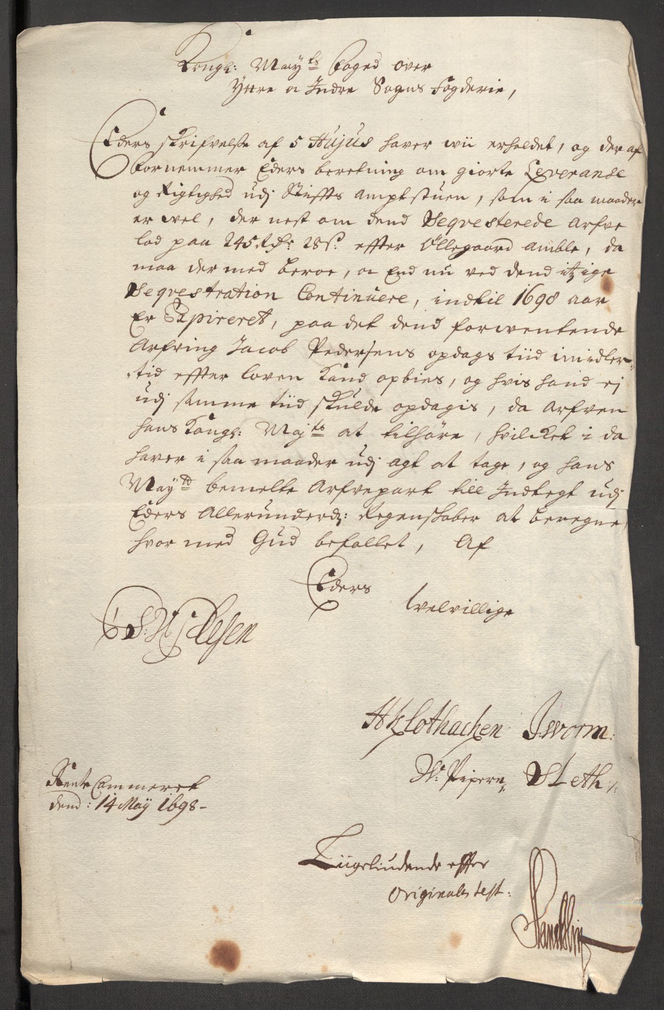 Rentekammeret inntil 1814, Reviderte regnskaper, Fogderegnskap, AV/RA-EA-4092/R52/L3310: Fogderegnskap Sogn, 1698-1699, p. 440